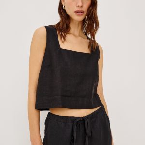 AKIRA TOP - BLACK