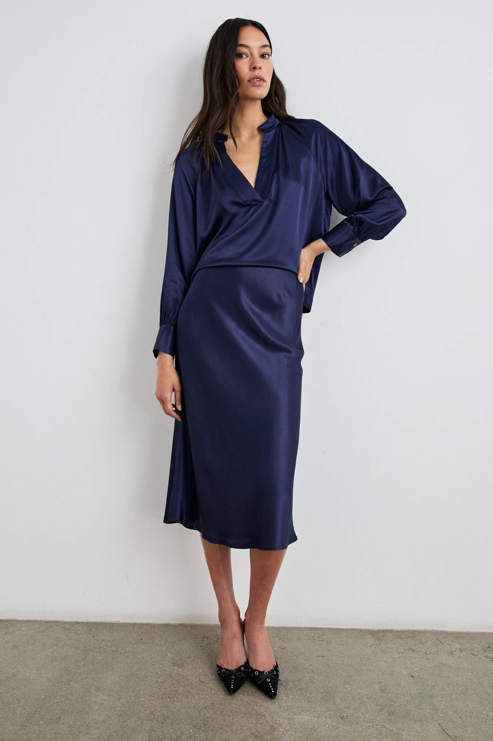 ANYA SKIRT - NAVY - Image 3