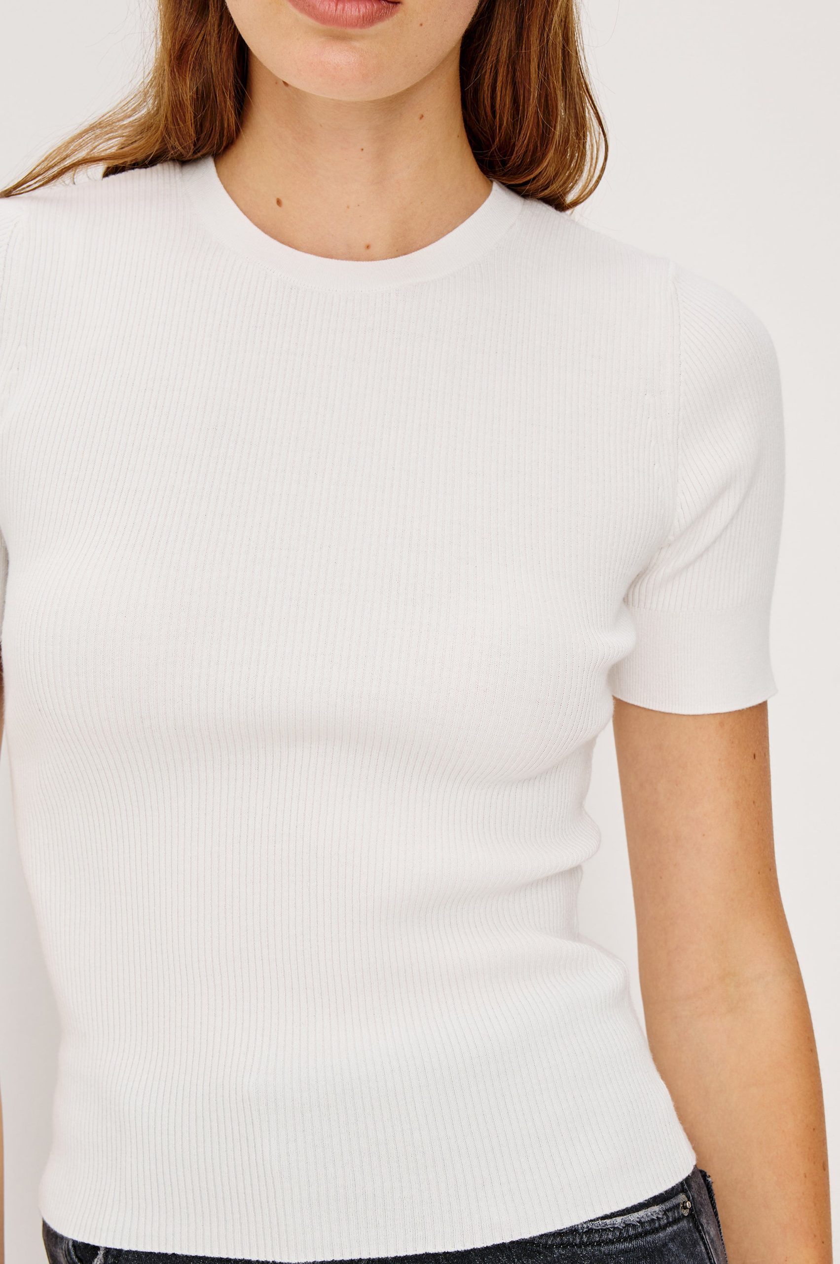 ARI TOP - WHITE - Image 2