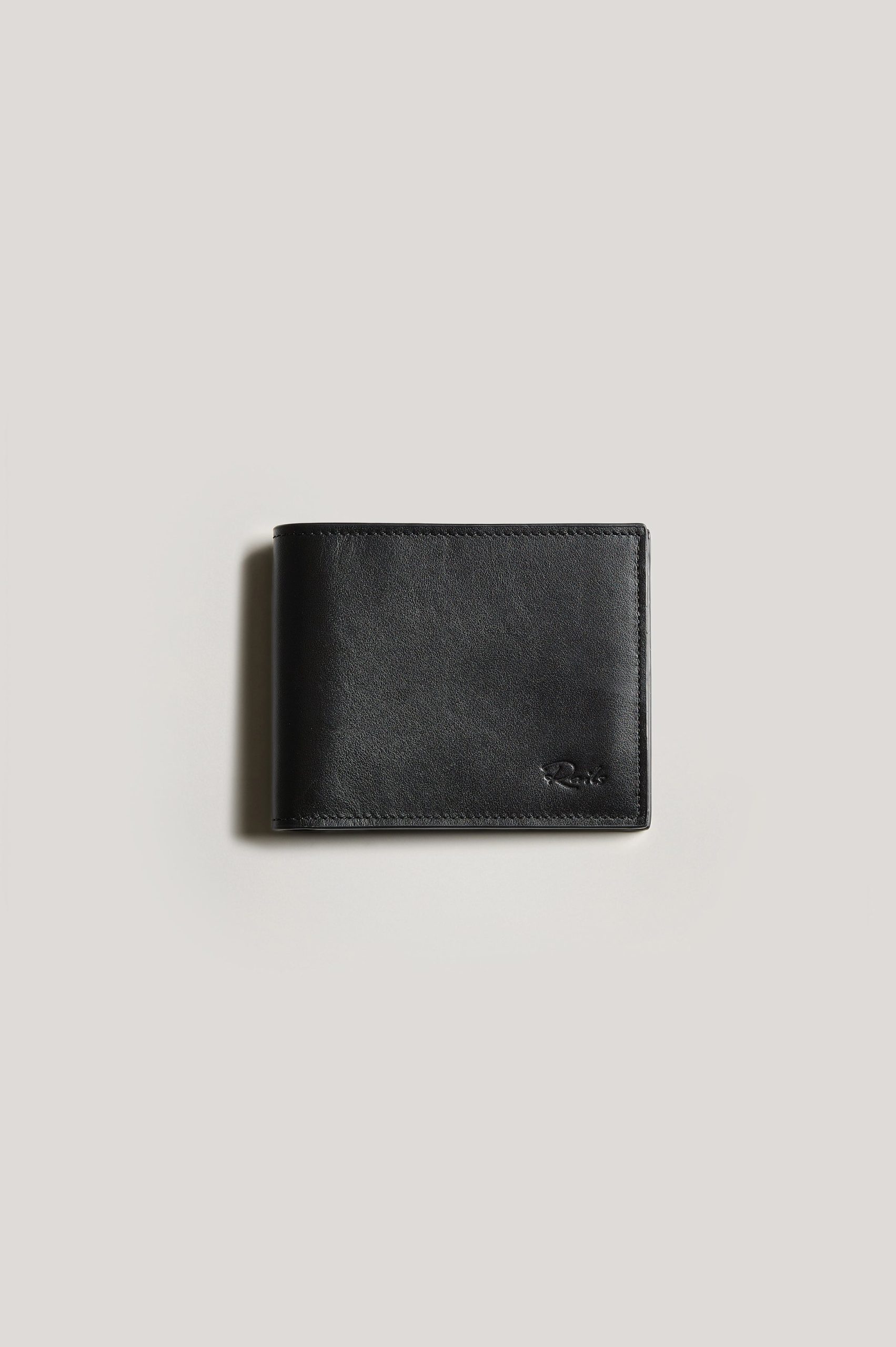 LEATHER BILLFOLD WALLET - BLACK