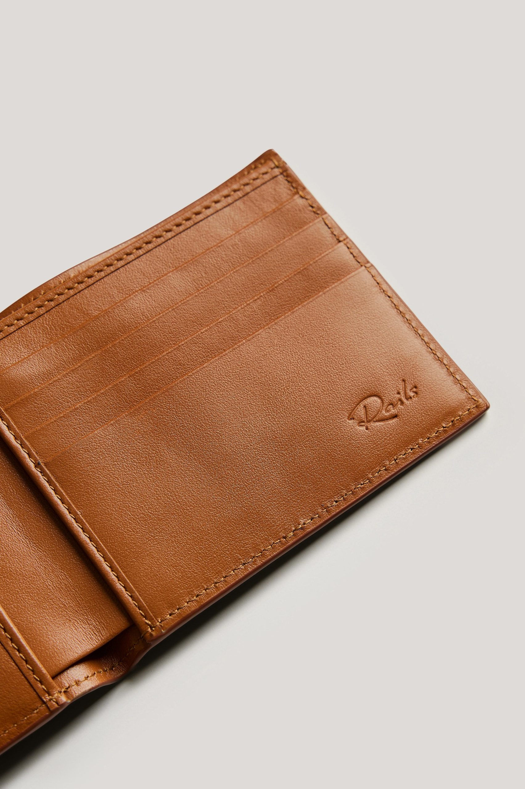 LEATHER BILLFOLD WALLET - COGNAC - Image 3
