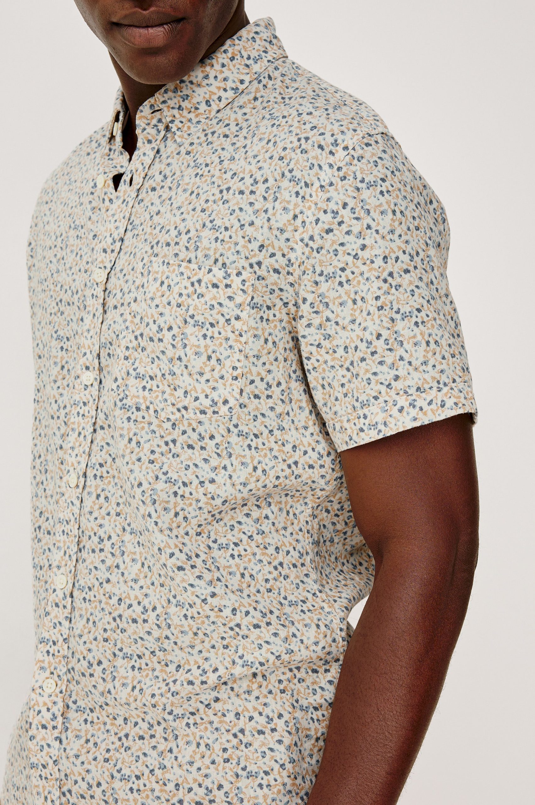 CARSON SHIRT - SPRING BLOSSOM PARCHMENT - Image 2