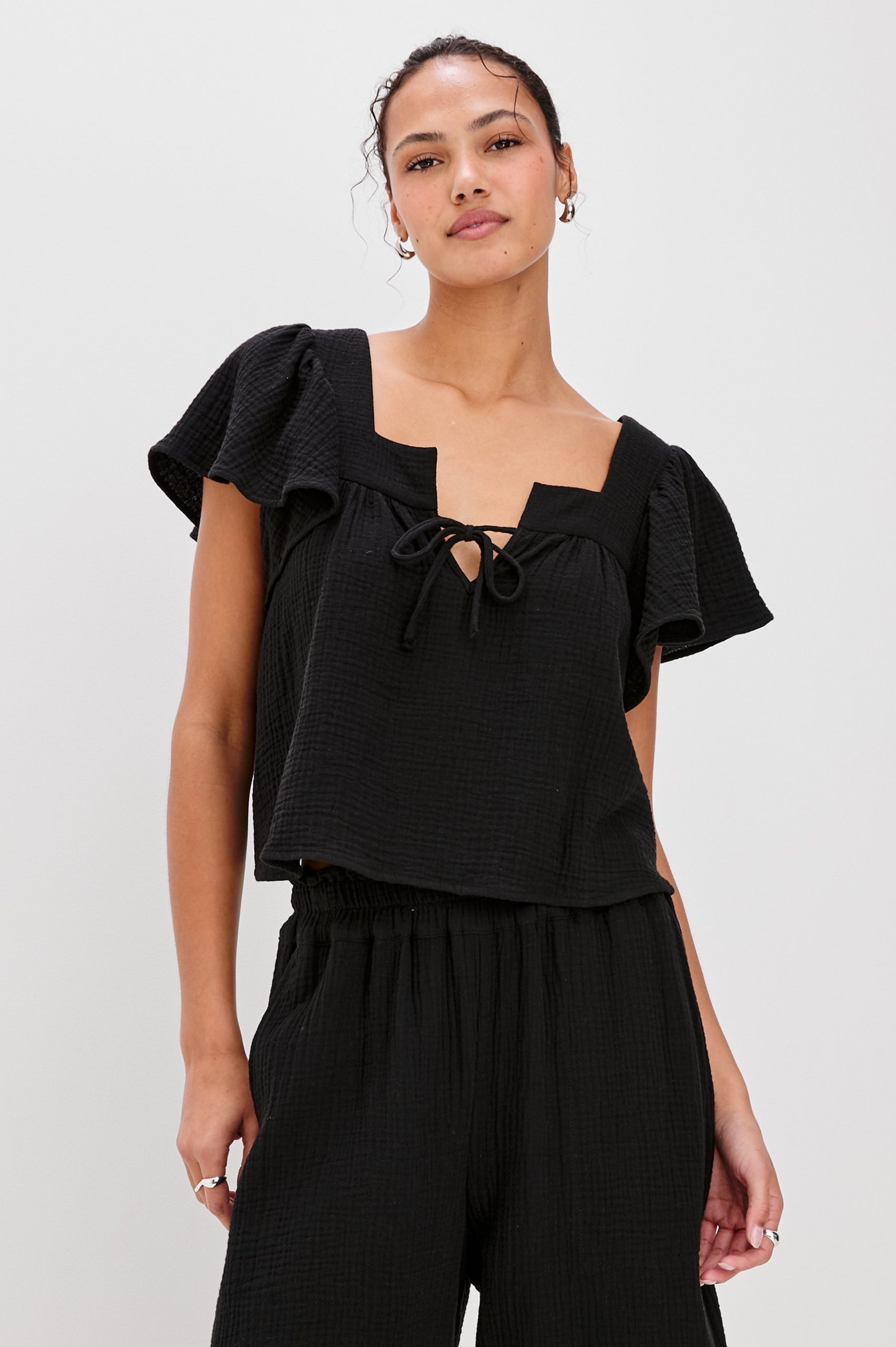 CASIE TOP - BLACK