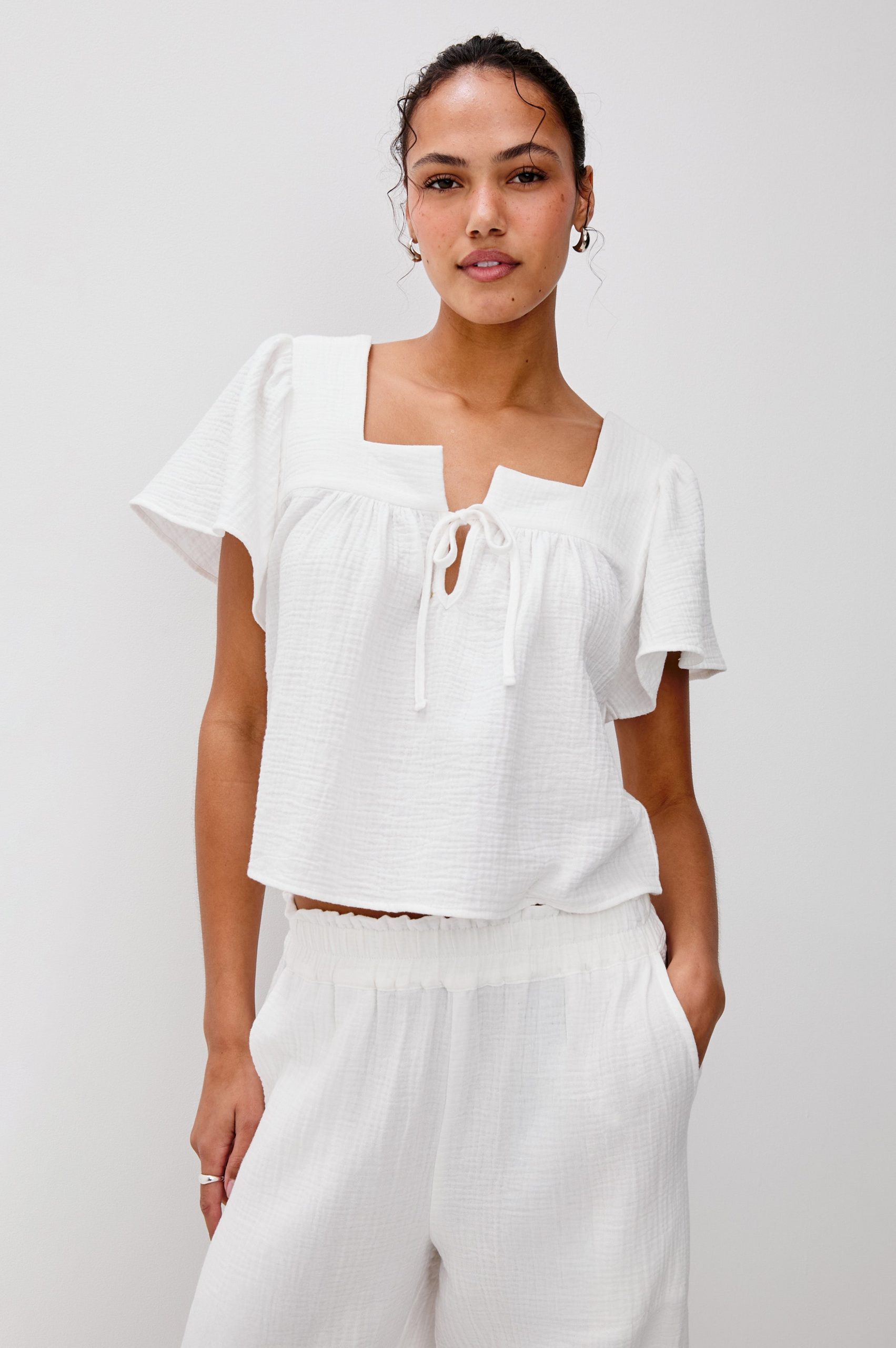 CASIE TOP - WHITE
