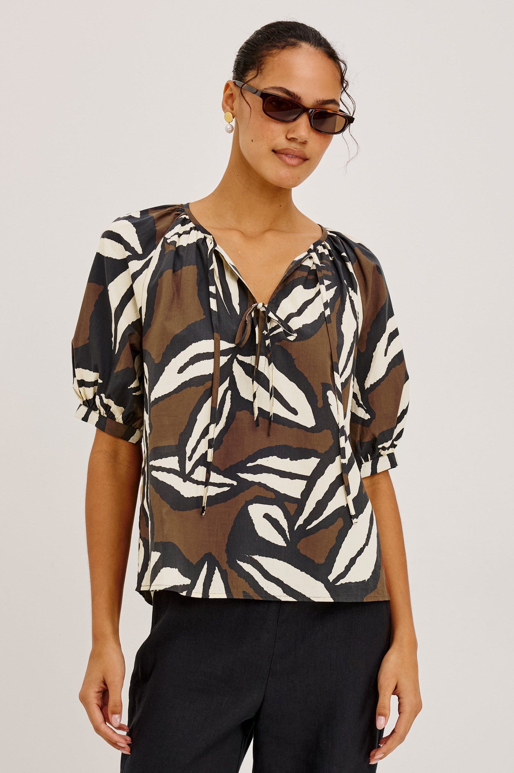 CATALENE TOP - COCOA FLORAL