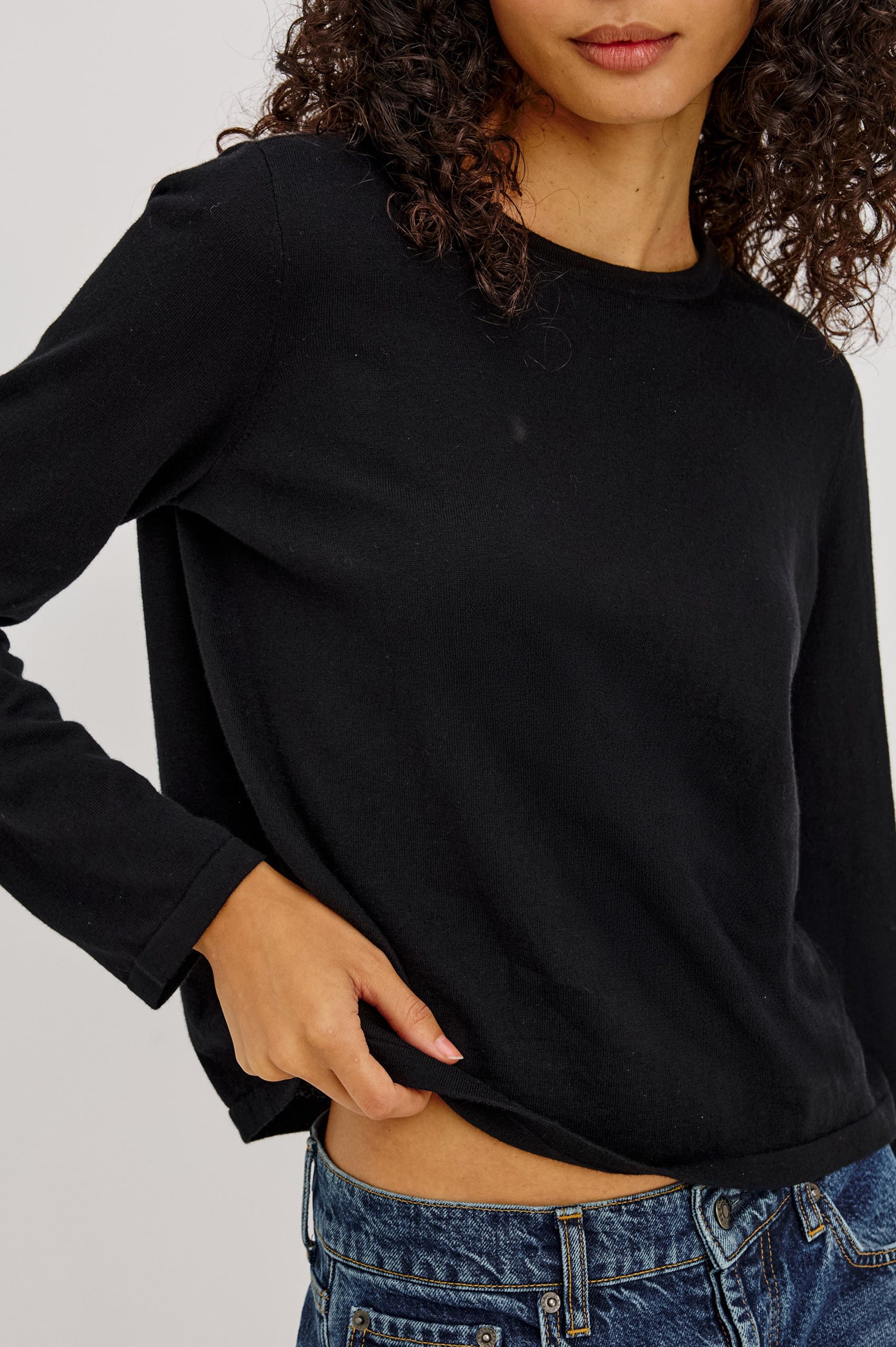 COTTON CASHMERE LONG SLEEVE T-SHIRT - BLACK - Image 2