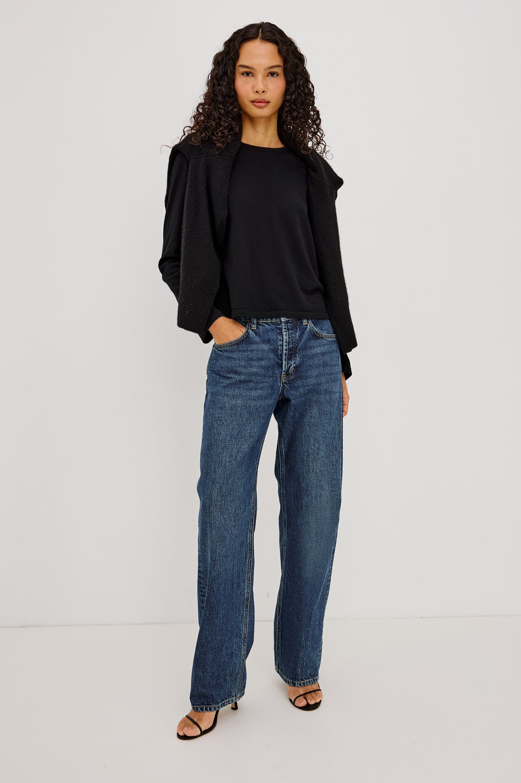 COTTON CASHMERE LONG SLEEVE T-SHIRT - BLACK - Image 3