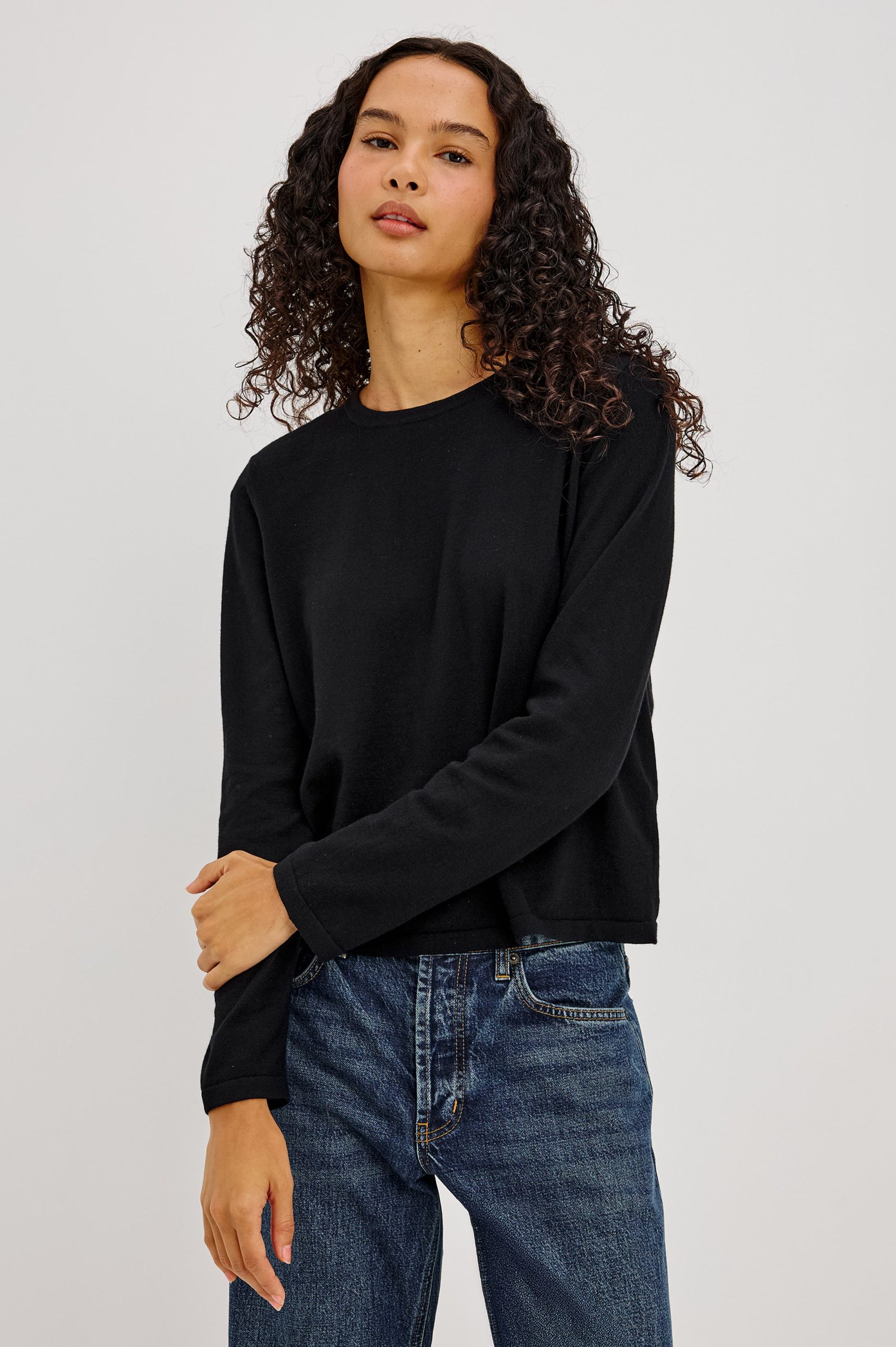 COTTON CASHMERE LONG SLEEVE T-SHIRT - BLACK - Image 4