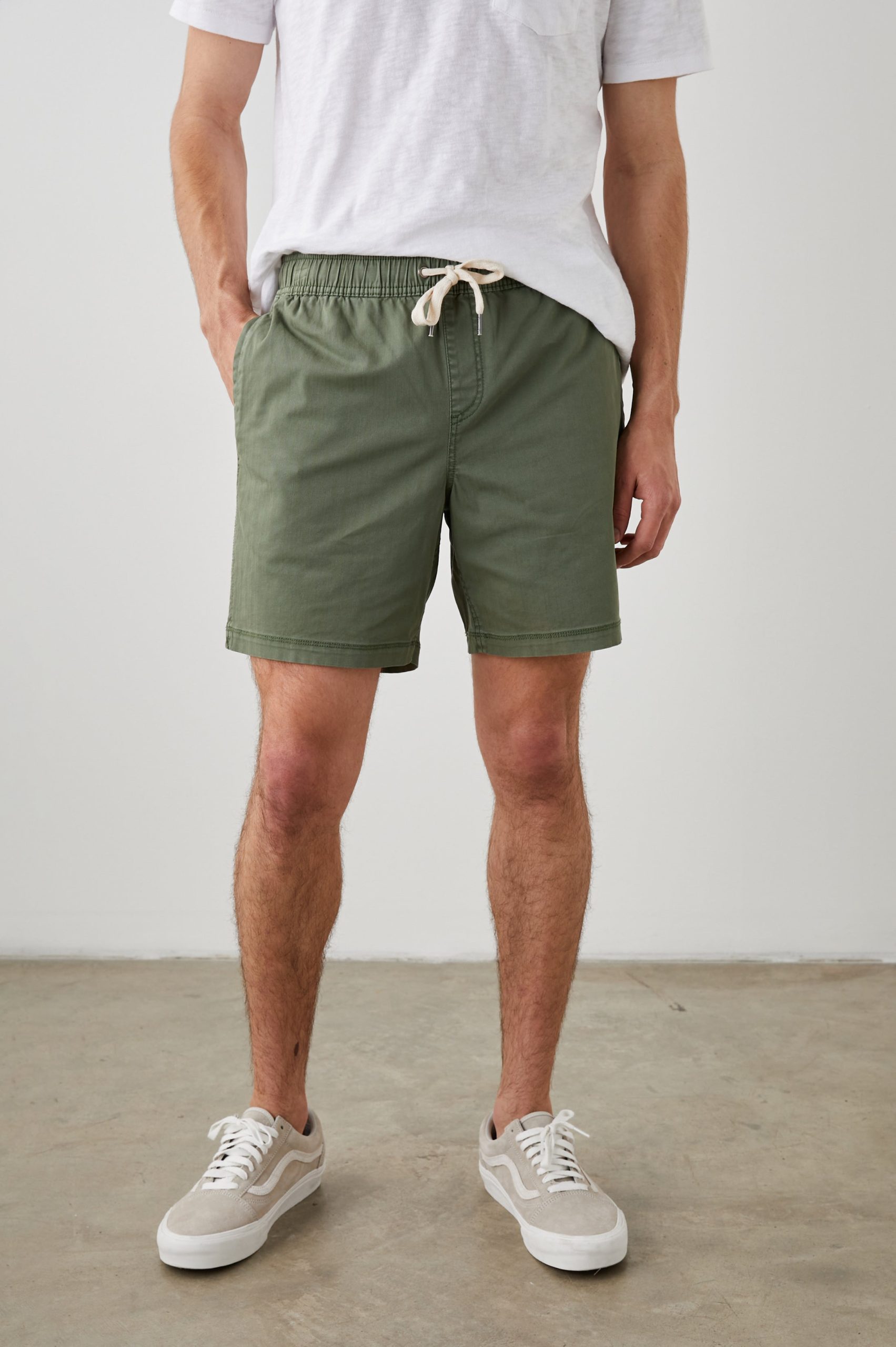 CRUZ SHORT - SPRING OLIVE - Image 7