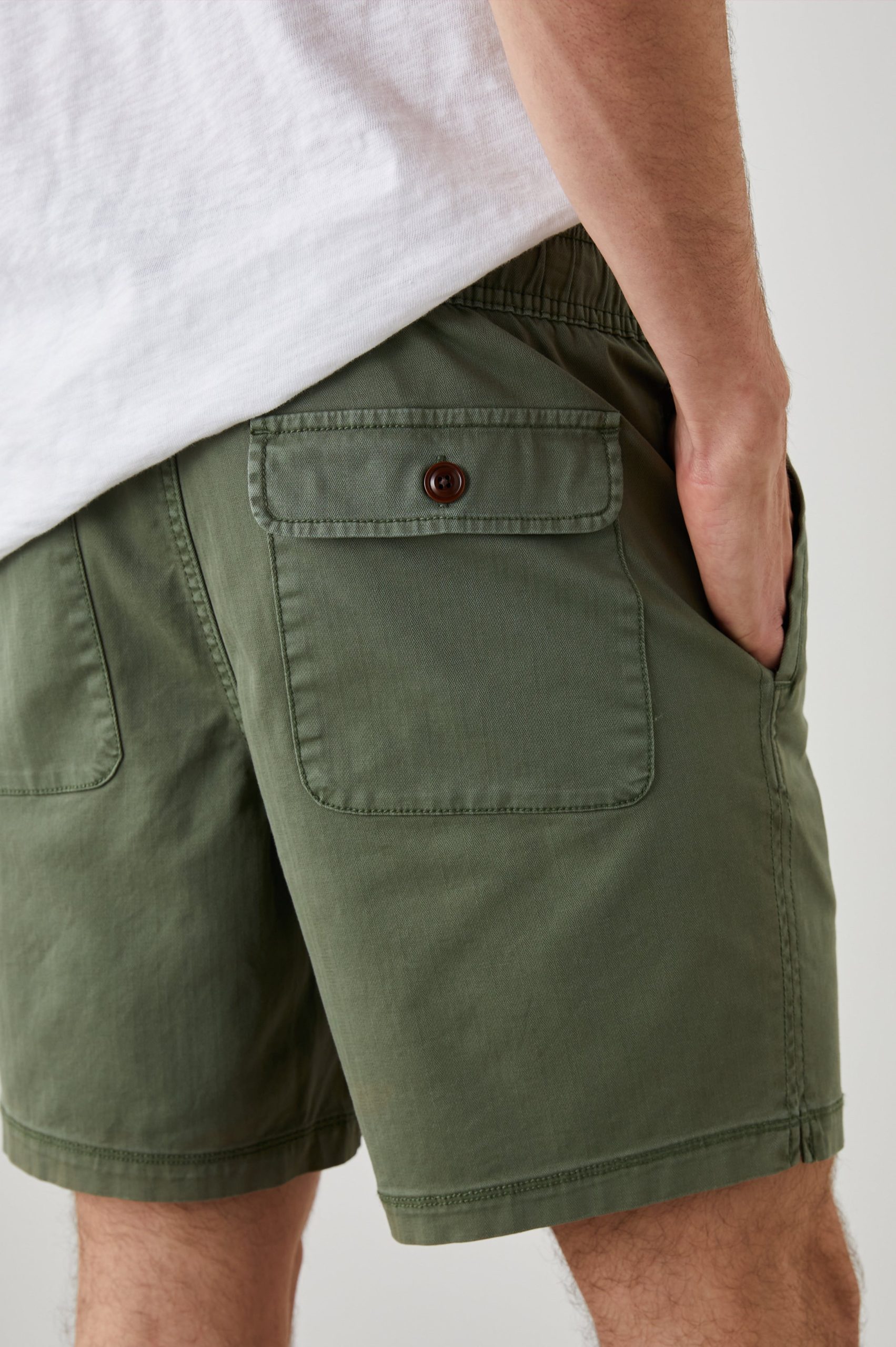 CRUZ SHORT - SPRING OLIVE - Image 10