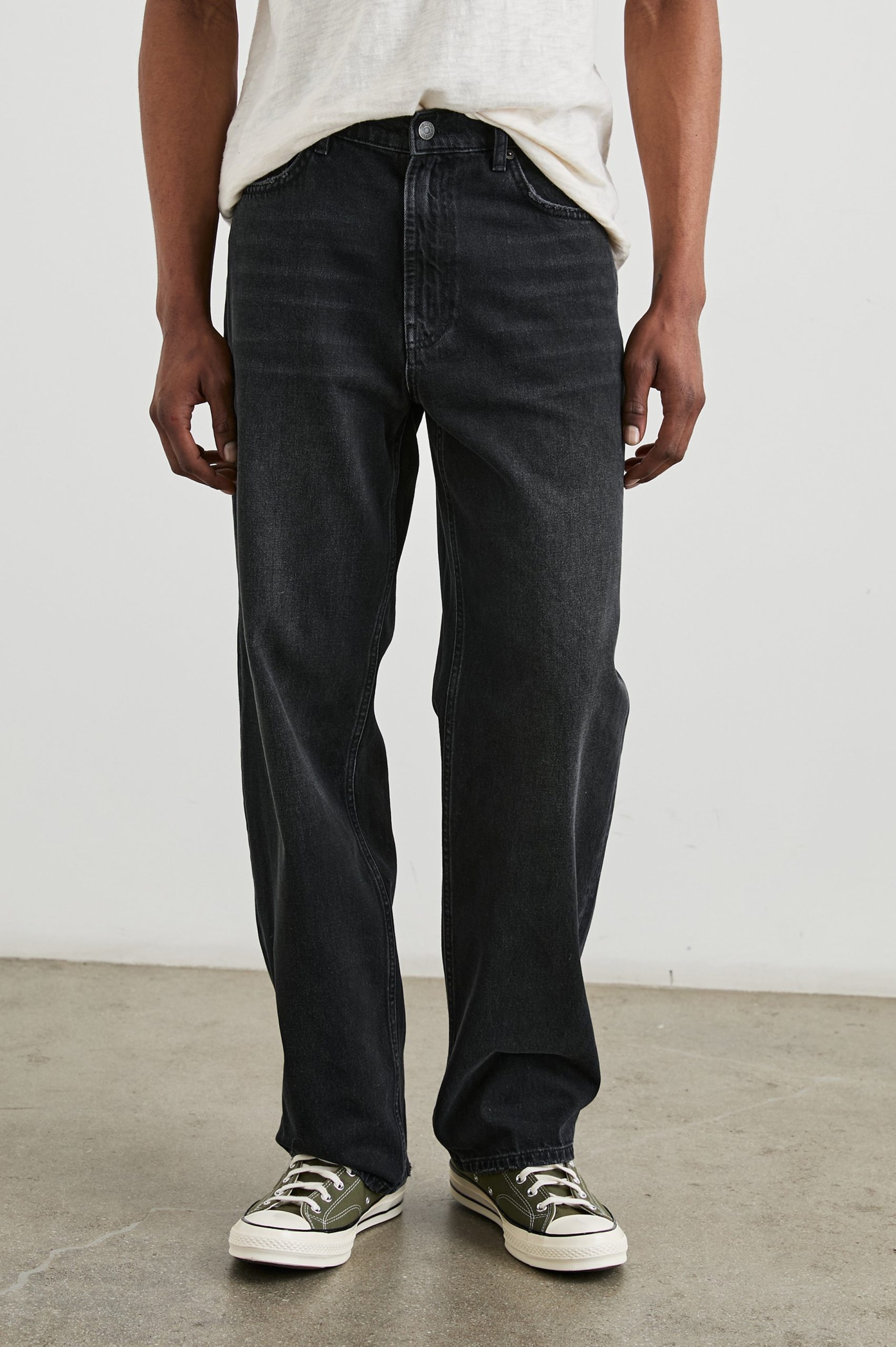 CUTLER '90s LOOSE - DISTRESSED BLACK