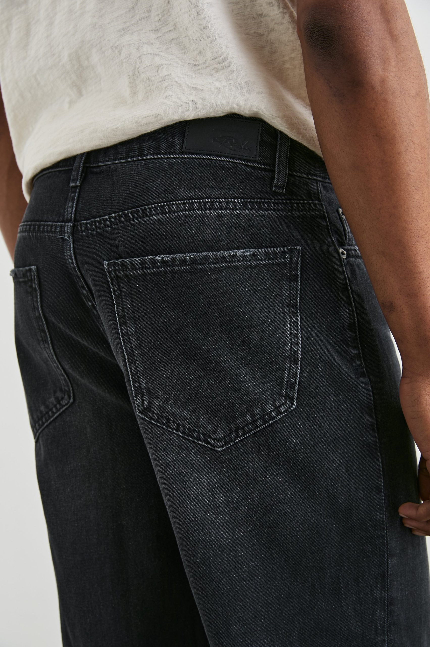 CUTLER '90s LOOSE - DISTRESSED BLACK - Image 6
