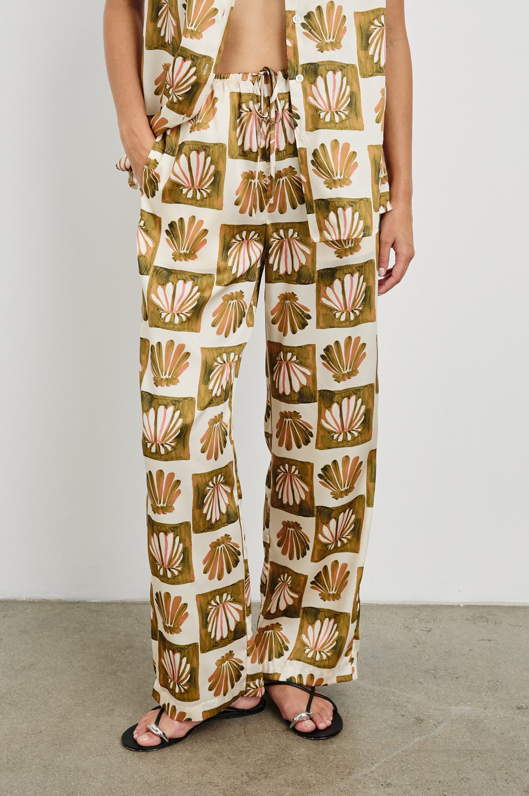 DAMANI PANT - CHECKERED SHELLS