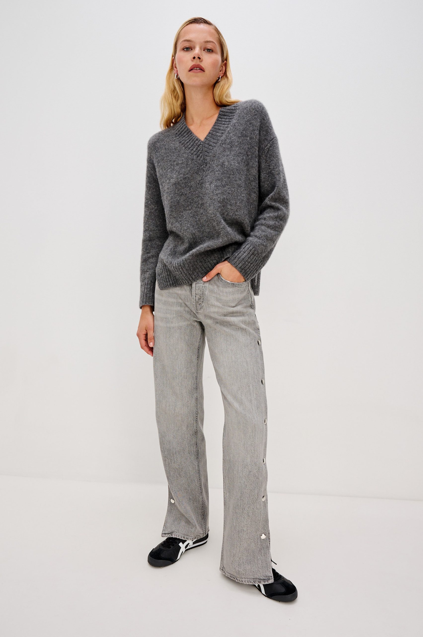 DEL MAR BOYFRIEND - STONE GREY STUDDED