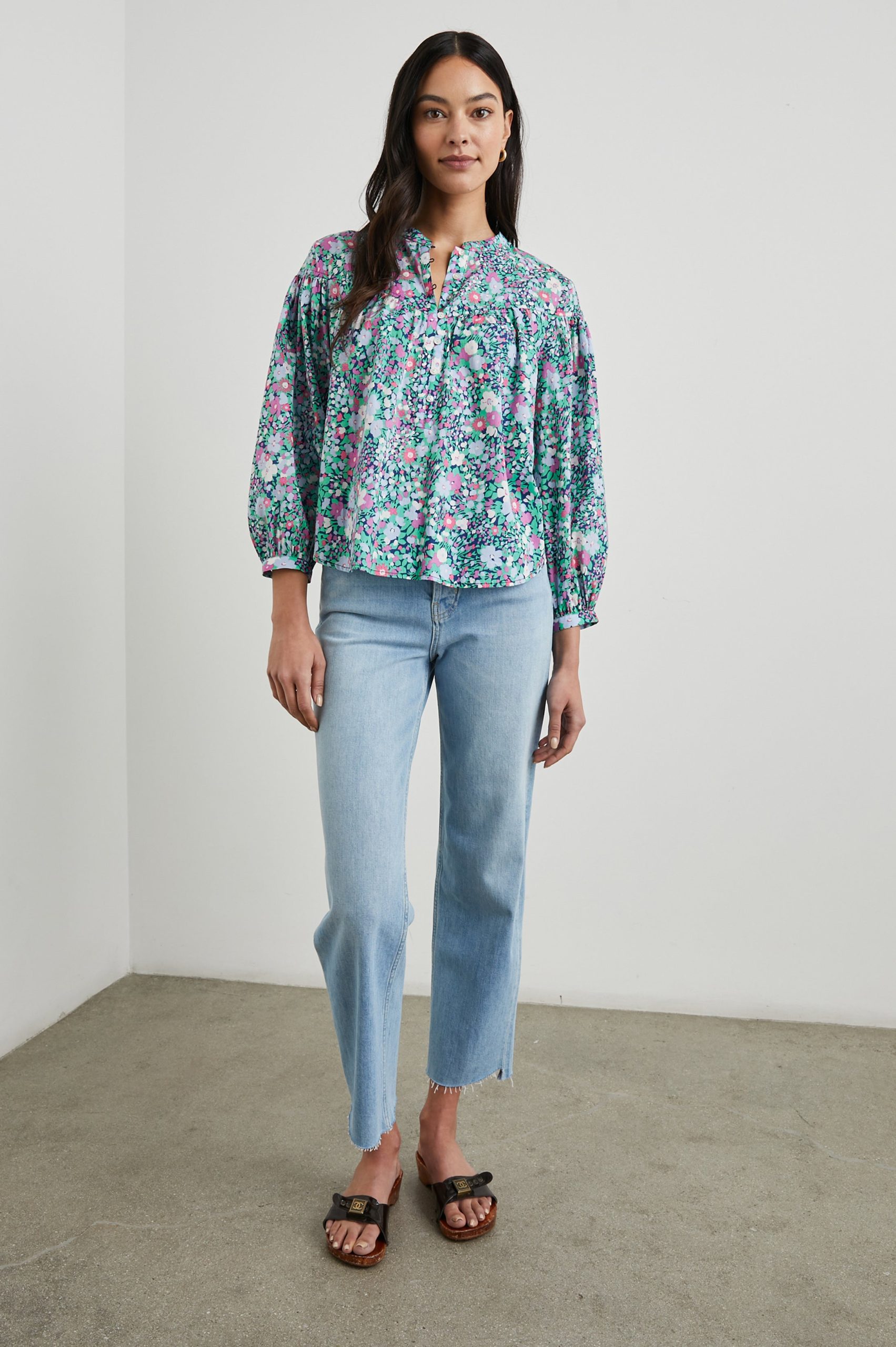 ELLISON TOP - NAVY LEILANI FLORAL - Image 3