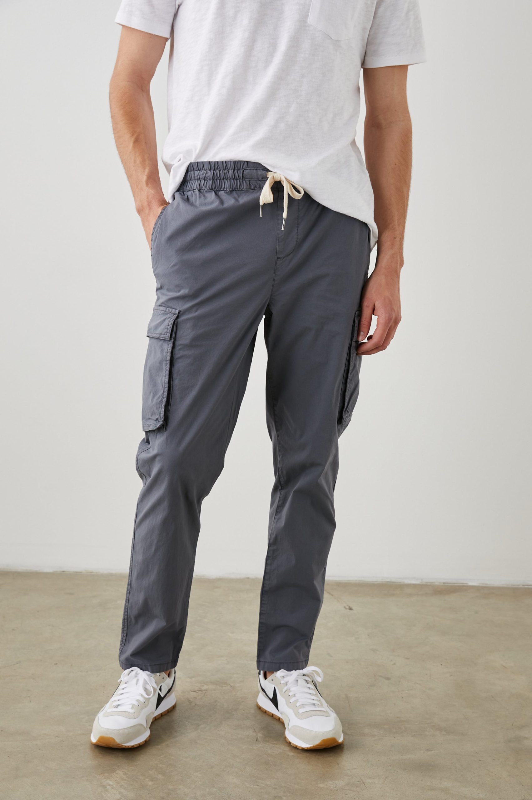 EMMERSON PANT - CHARCOAL - Image 4