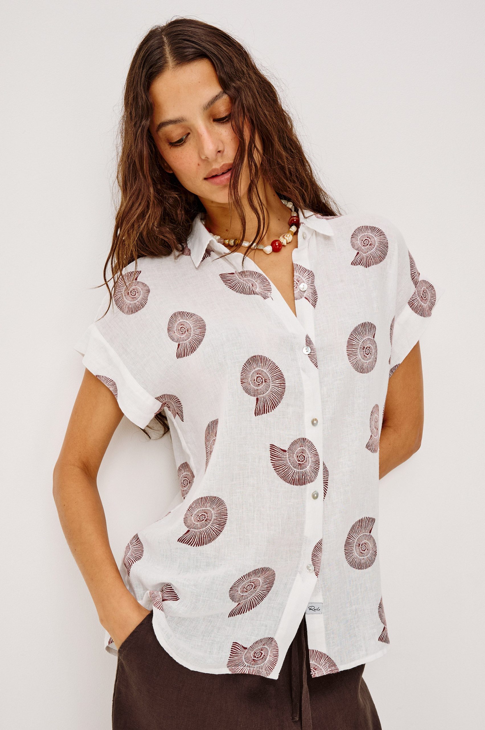FARRAH SHIRT - SPIRAL SHELLS