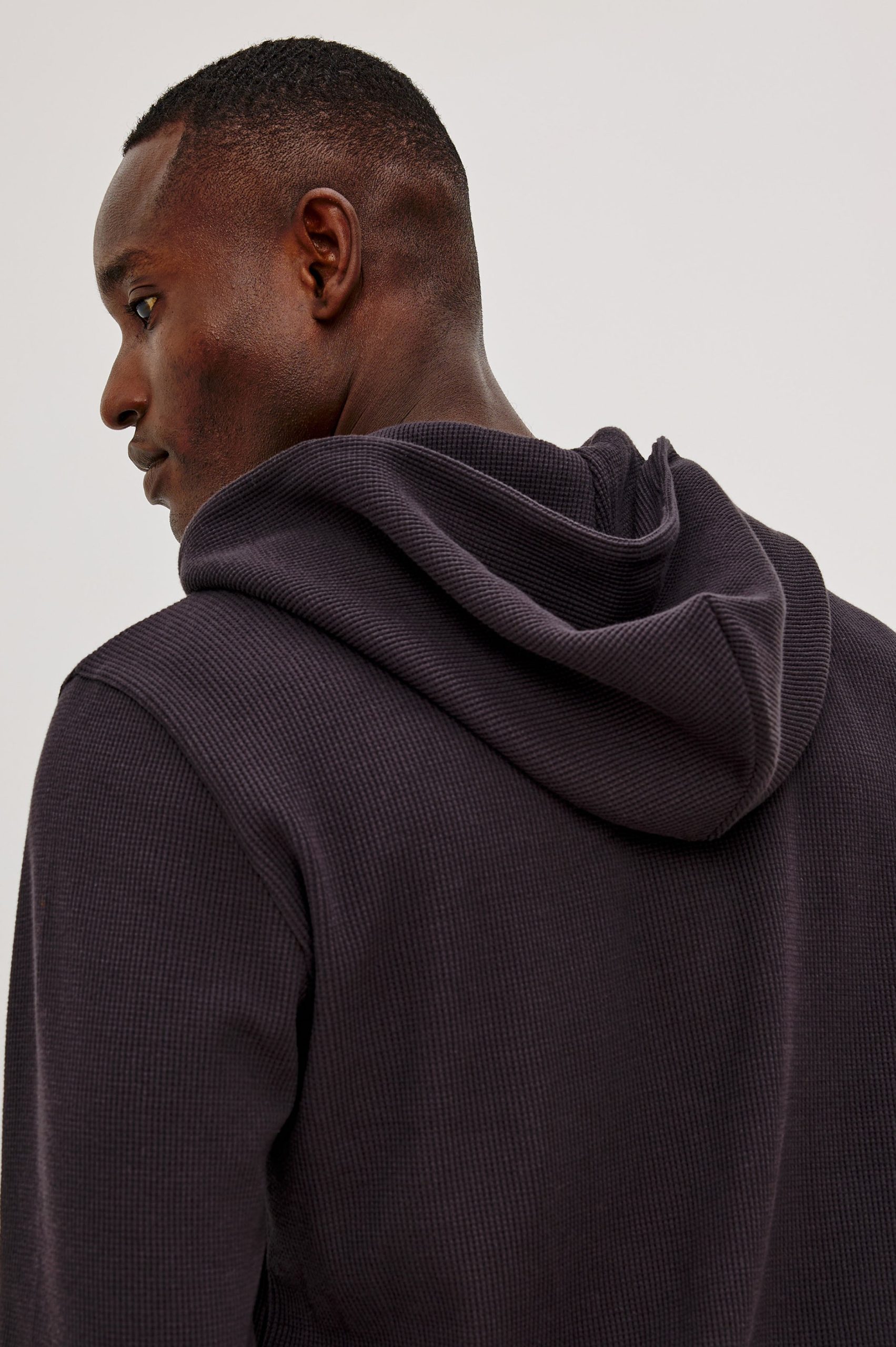 GATES HOODIE - ONYX - Image 2