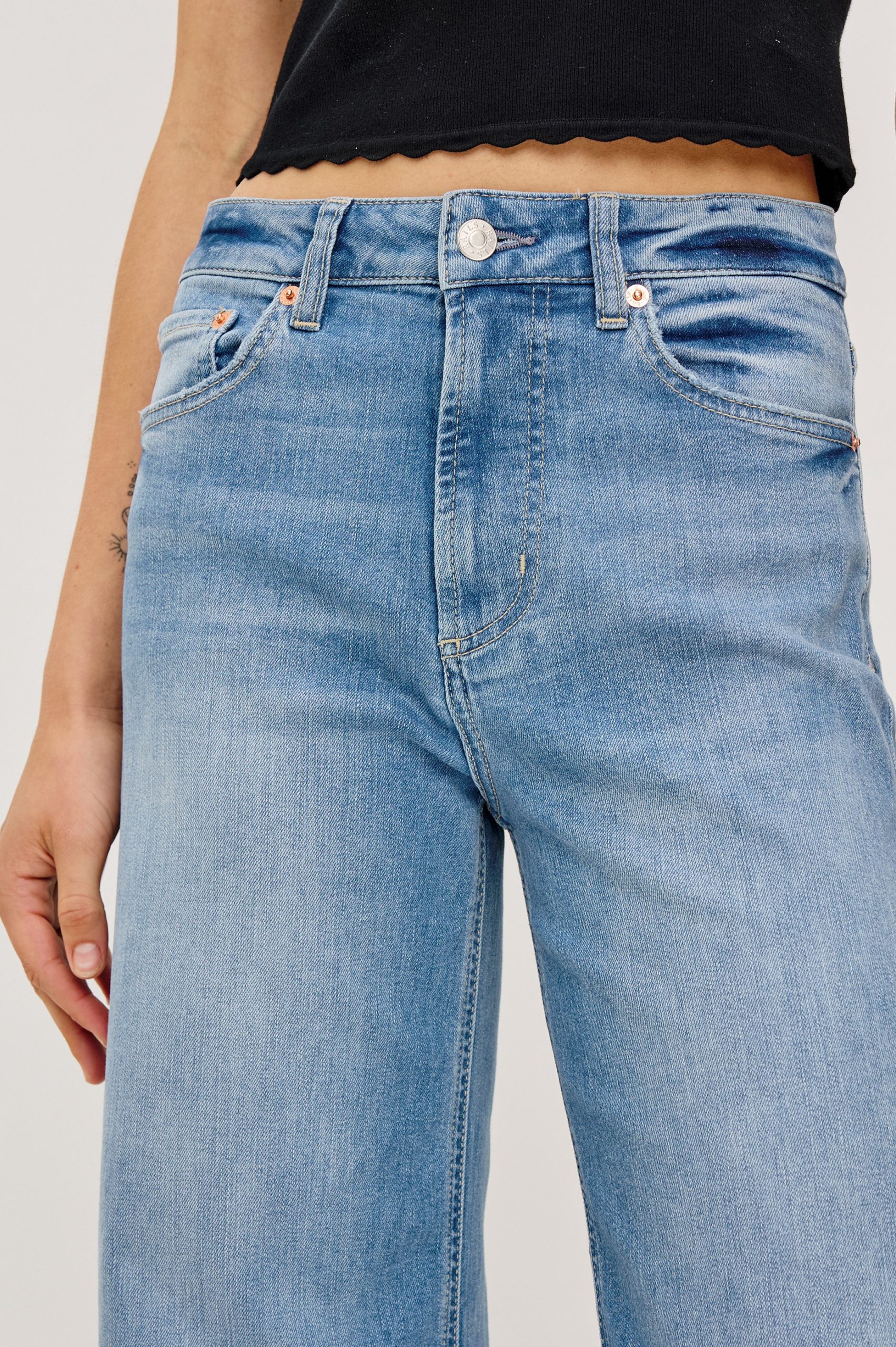 GETTY CROP WIDE LEG - INDEPENDENCE - Image 2