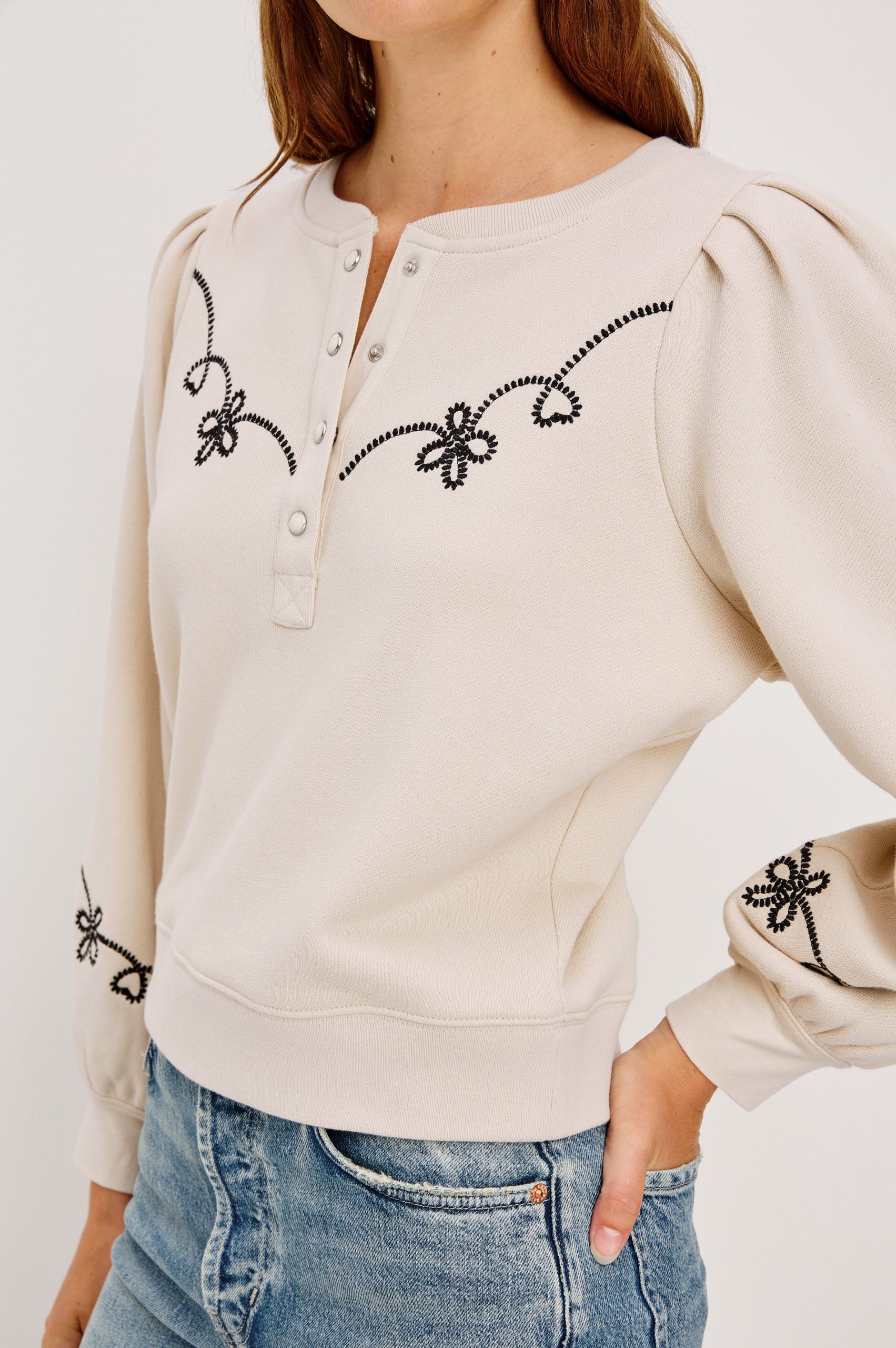HANNE SWEATSHIRT - ECRU - Image 2