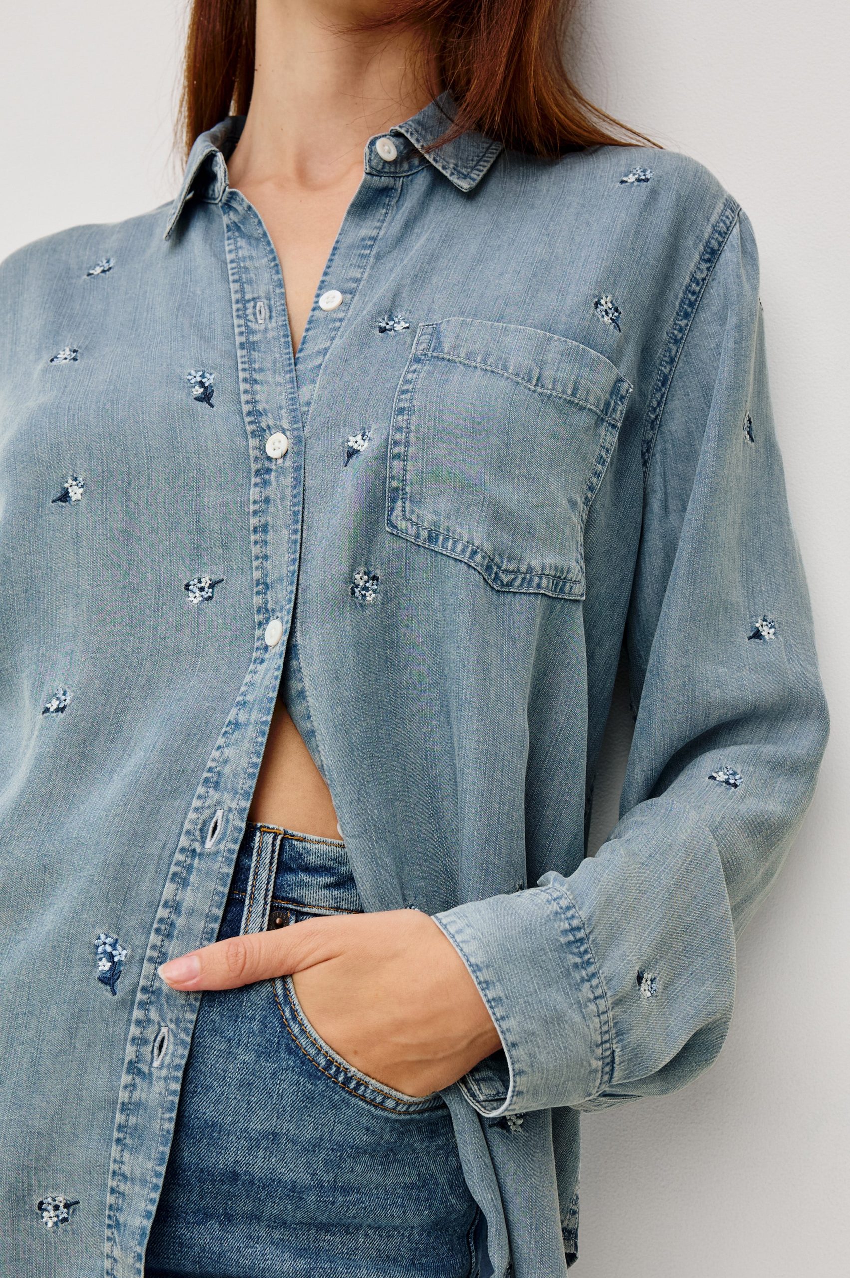 INGRID SHIRT - BLUE BLOSSOMS - Image 3