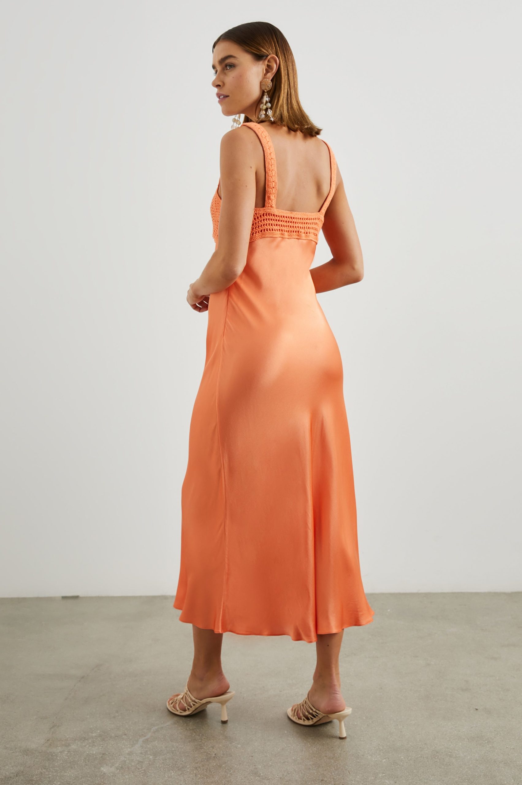 LAURA DRESS - PAPAYA - Image 4