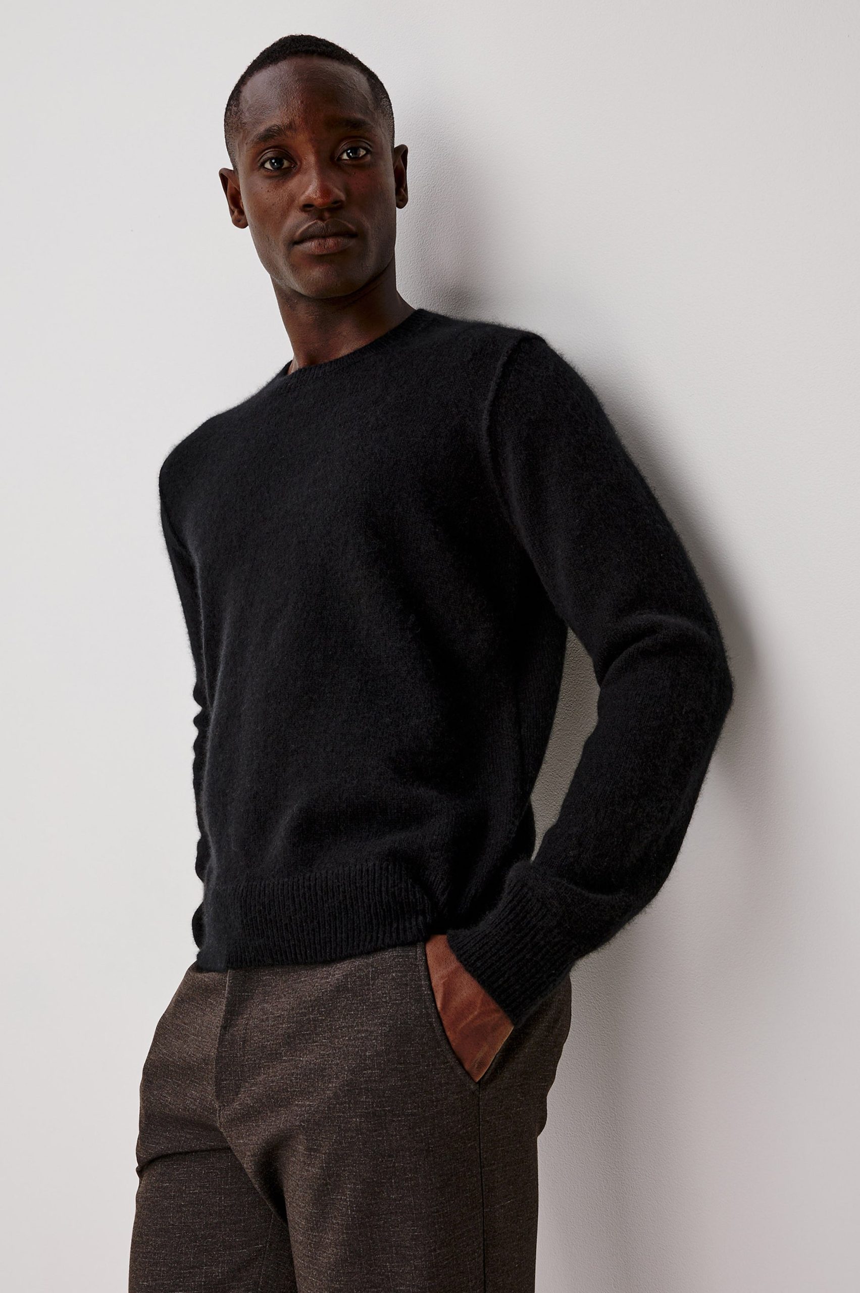 LAURENT SWEATER - BLACK