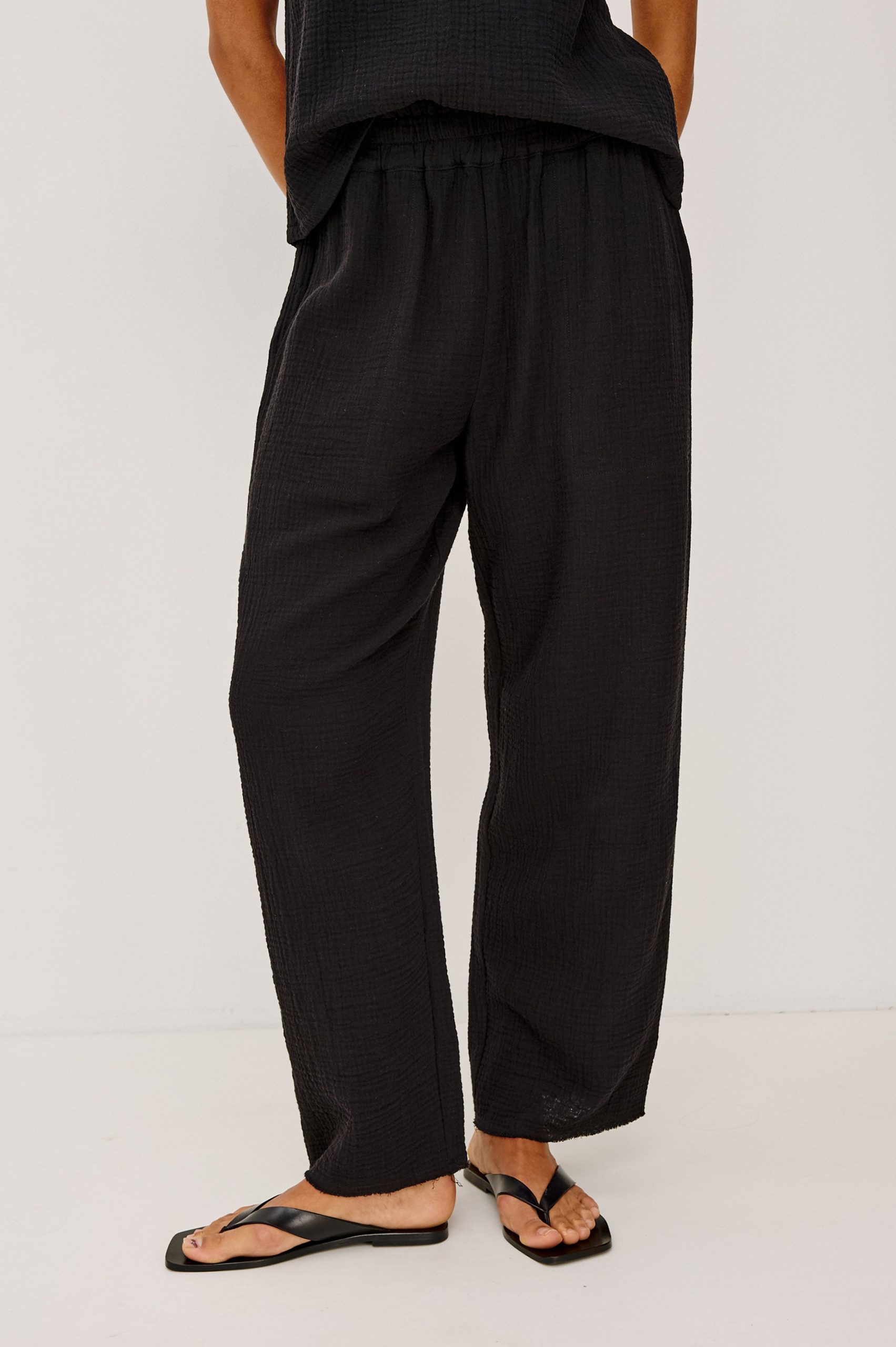 LEON CROP PANT - BLACK GAUZE - Image 4