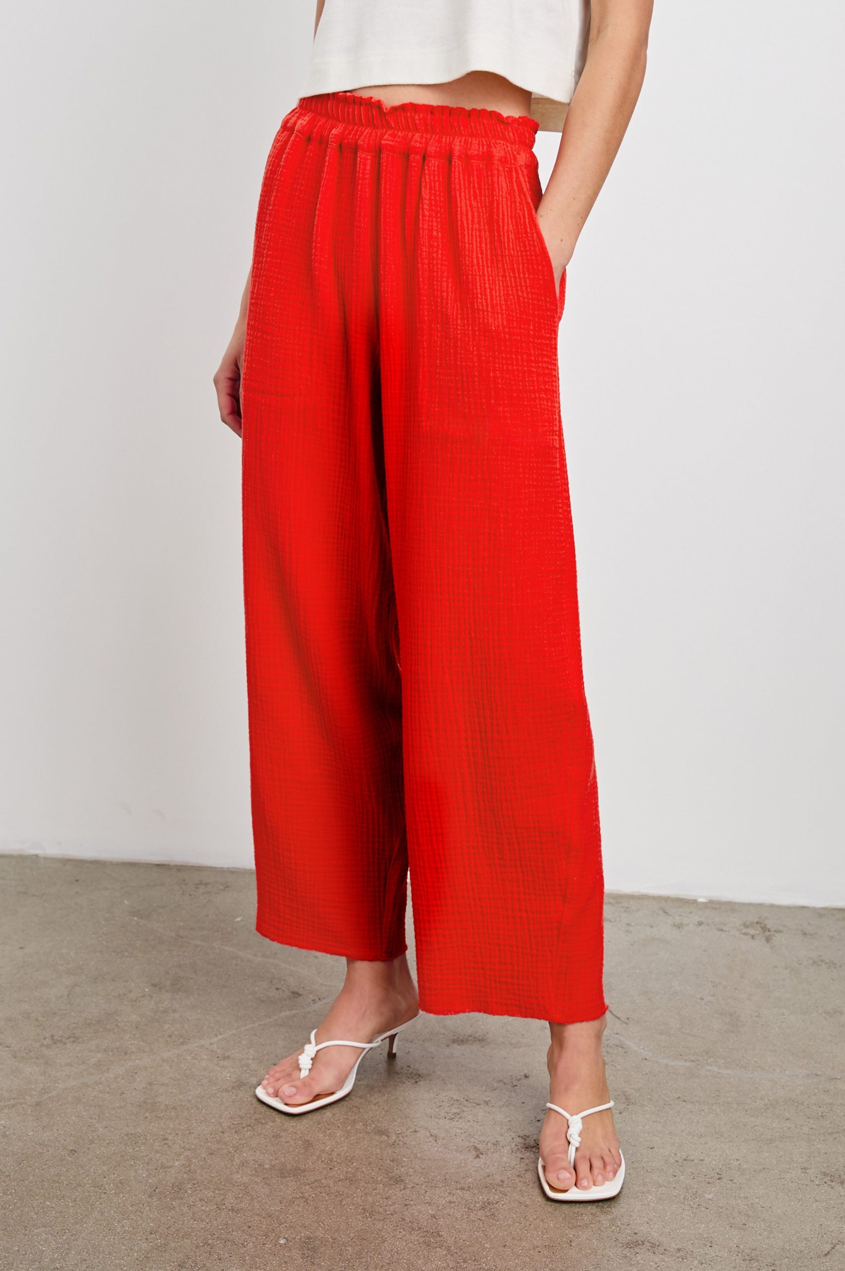 LEON CROP PANT - CHERRY