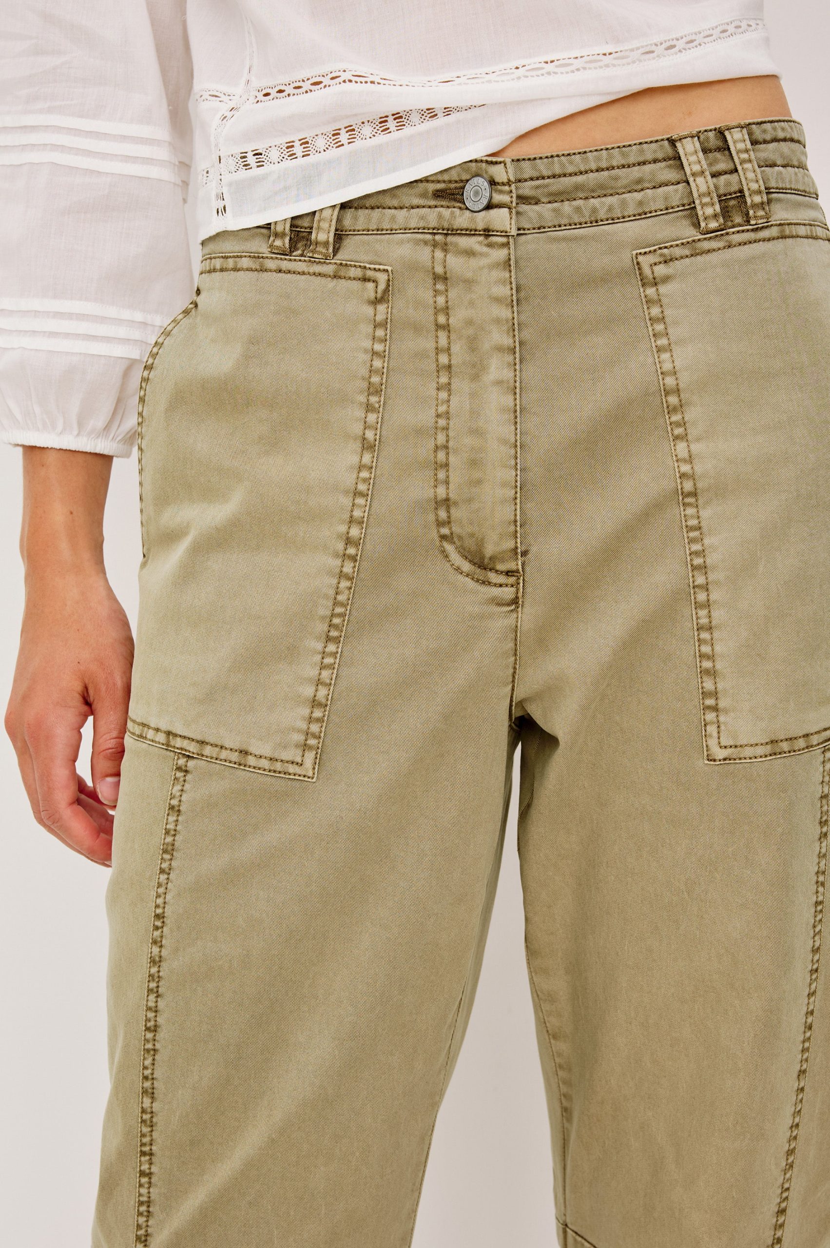 LUNAR PANT - LIGHT OLIVE - Image 2