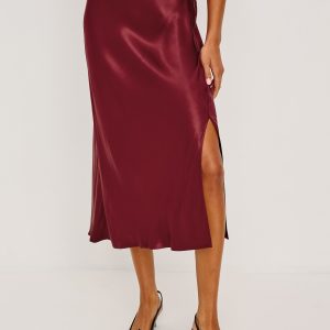 MAYA SKIRT - GARNET