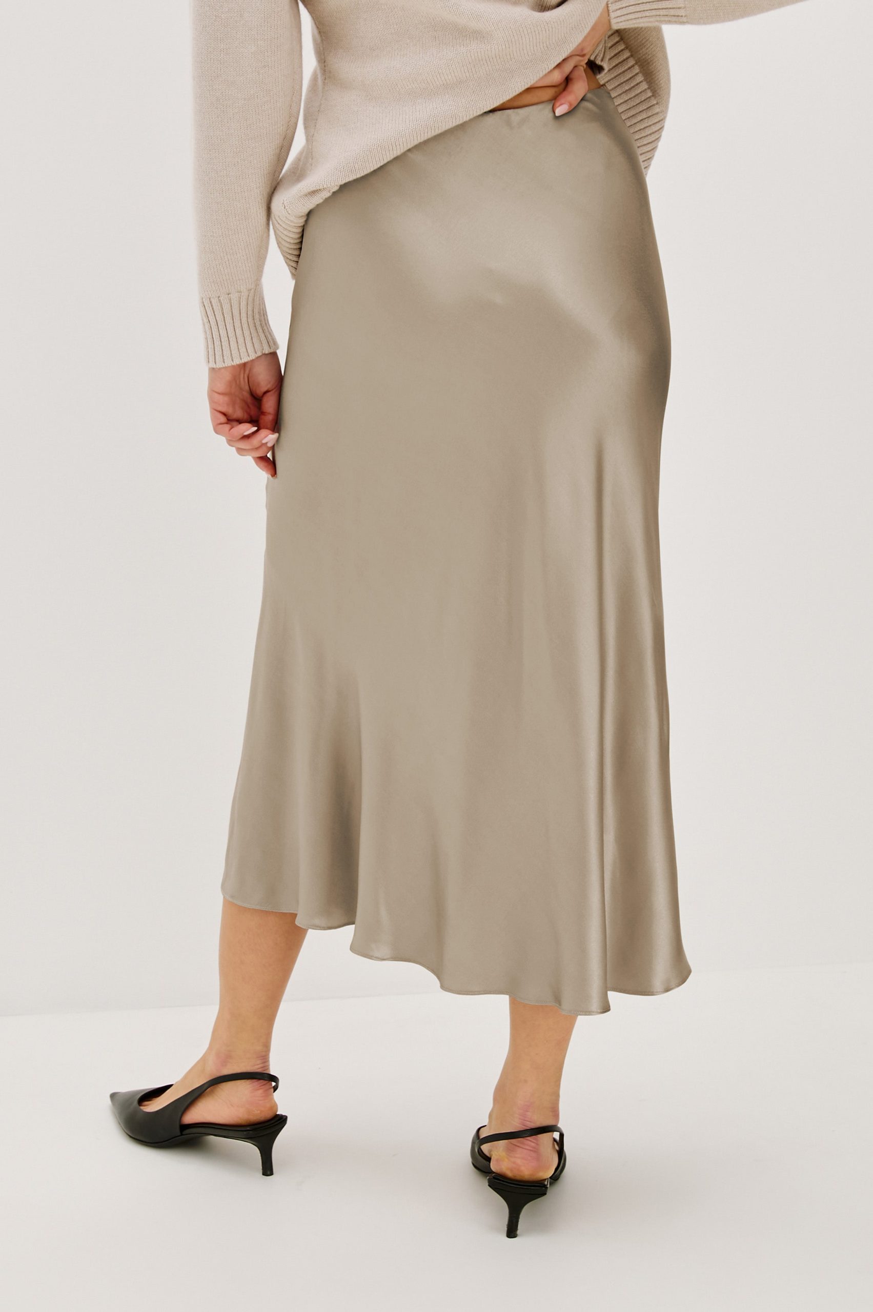MAYA SKIRT - MINK - Image 5