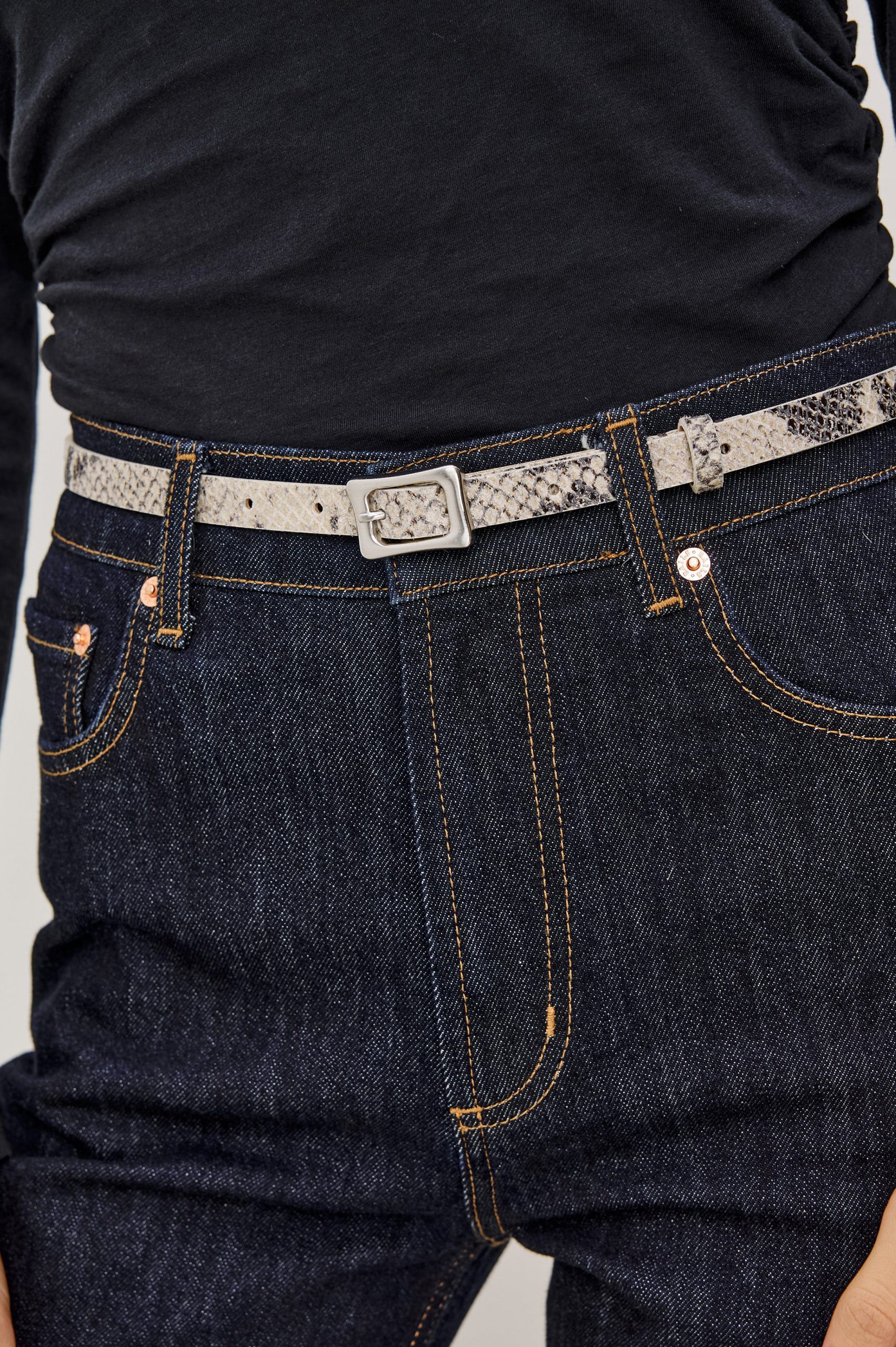 REMI BELT MINI - ECRU PYTHON - Image 3