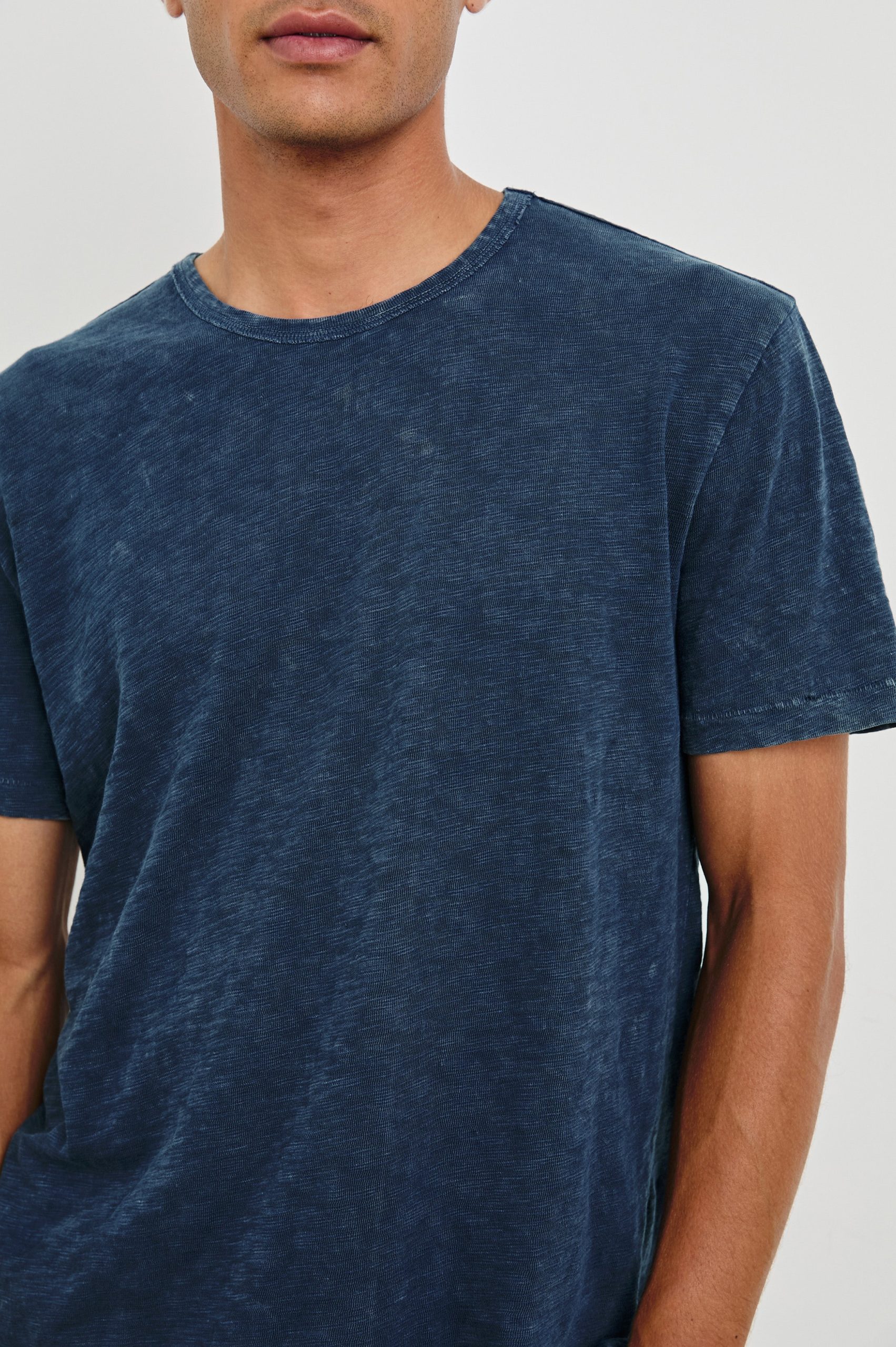 NEIL T-SHIRT - VINTAGE INDIGO - Image 2