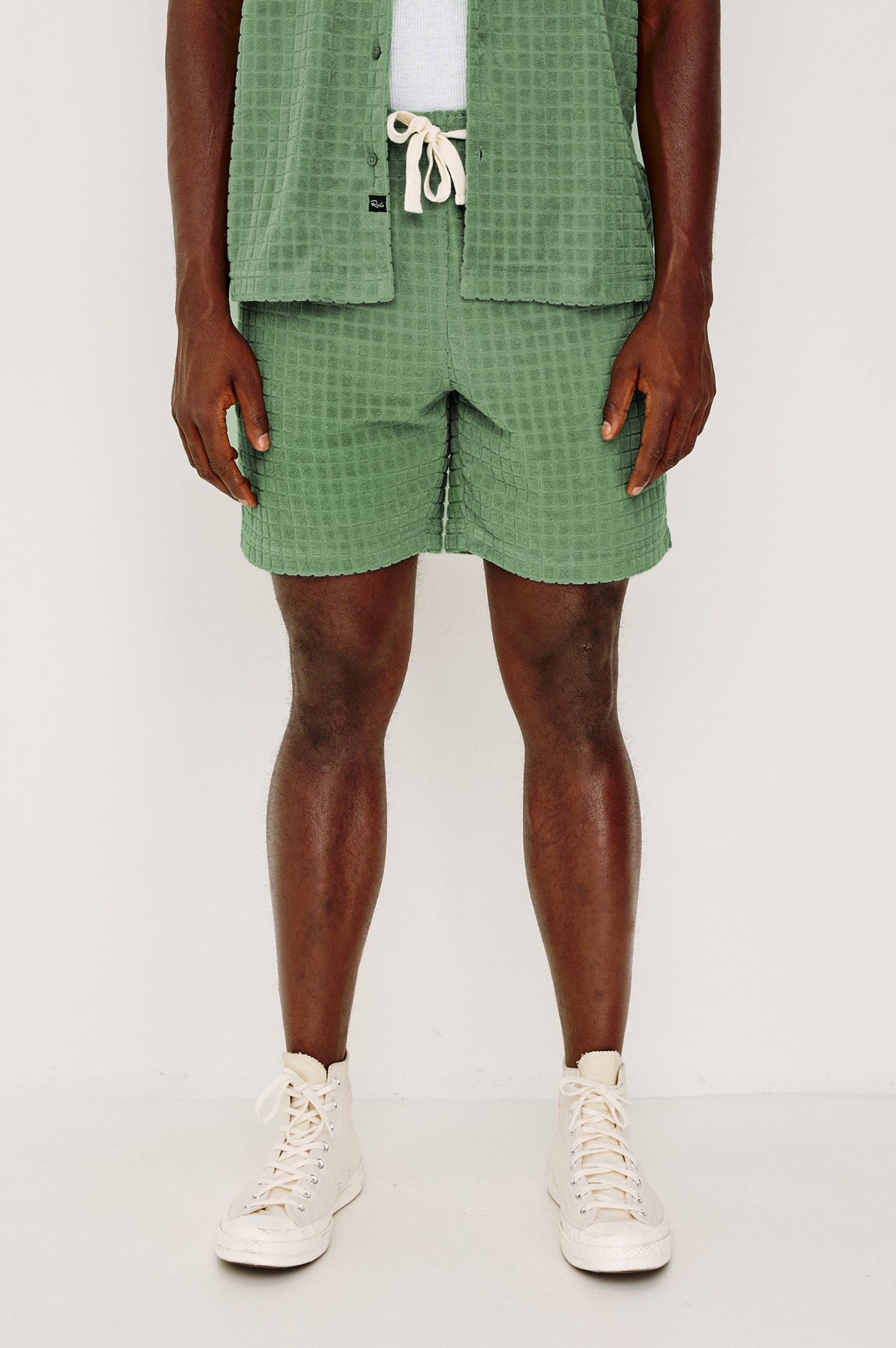 NOVA SHORT - GREEN BAY GRID