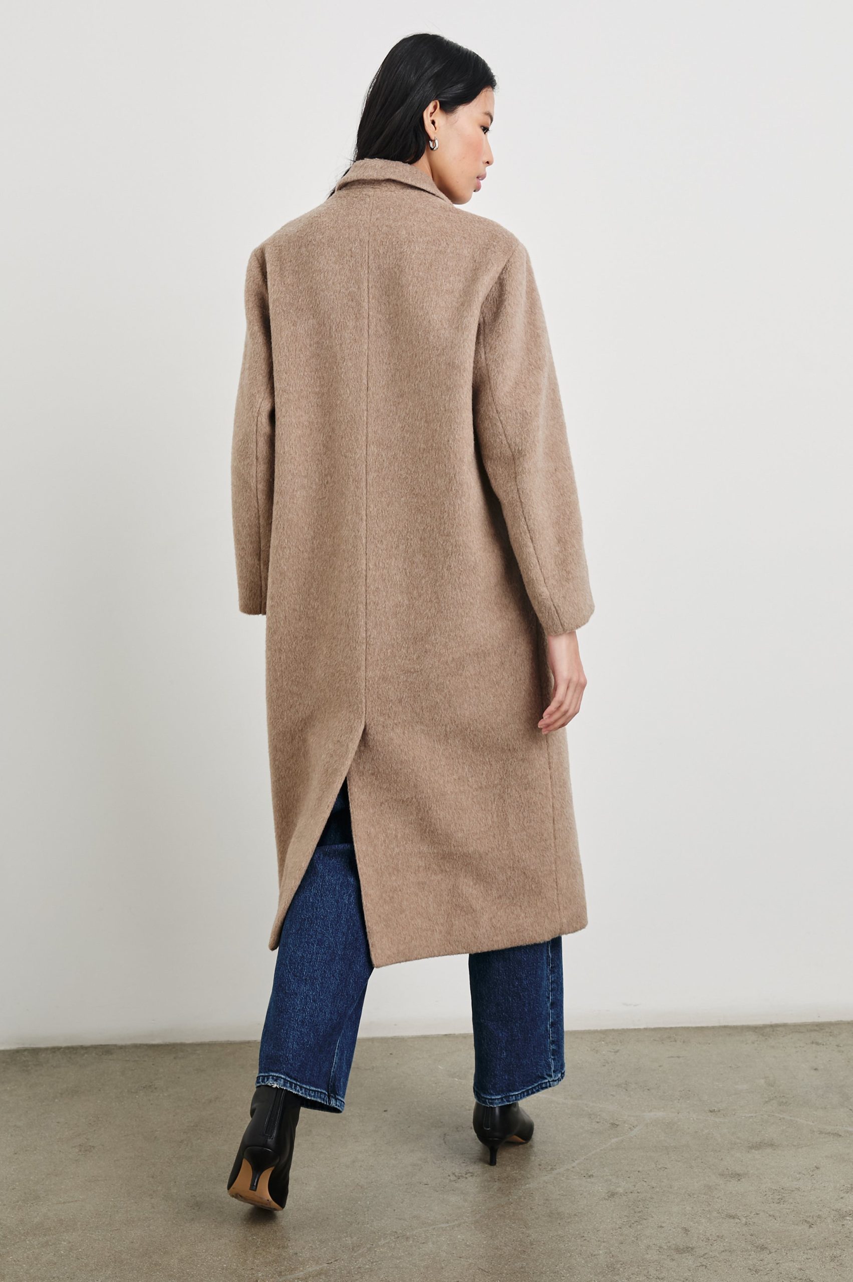 OPERA COAT - HEATHER LATTE - Image 5
