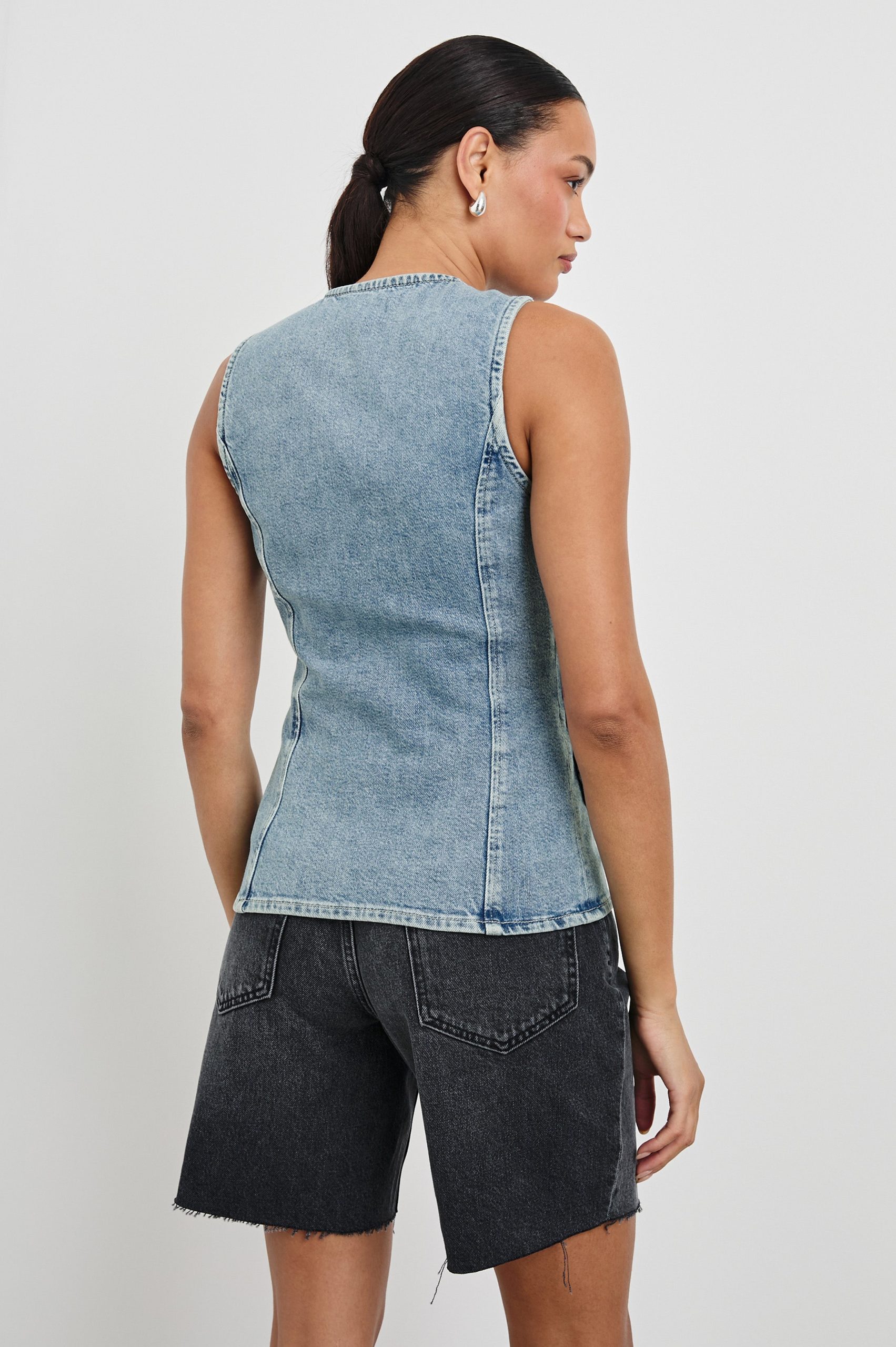 PORTOLA VEST - BLUE EYED GIRL - Image 6