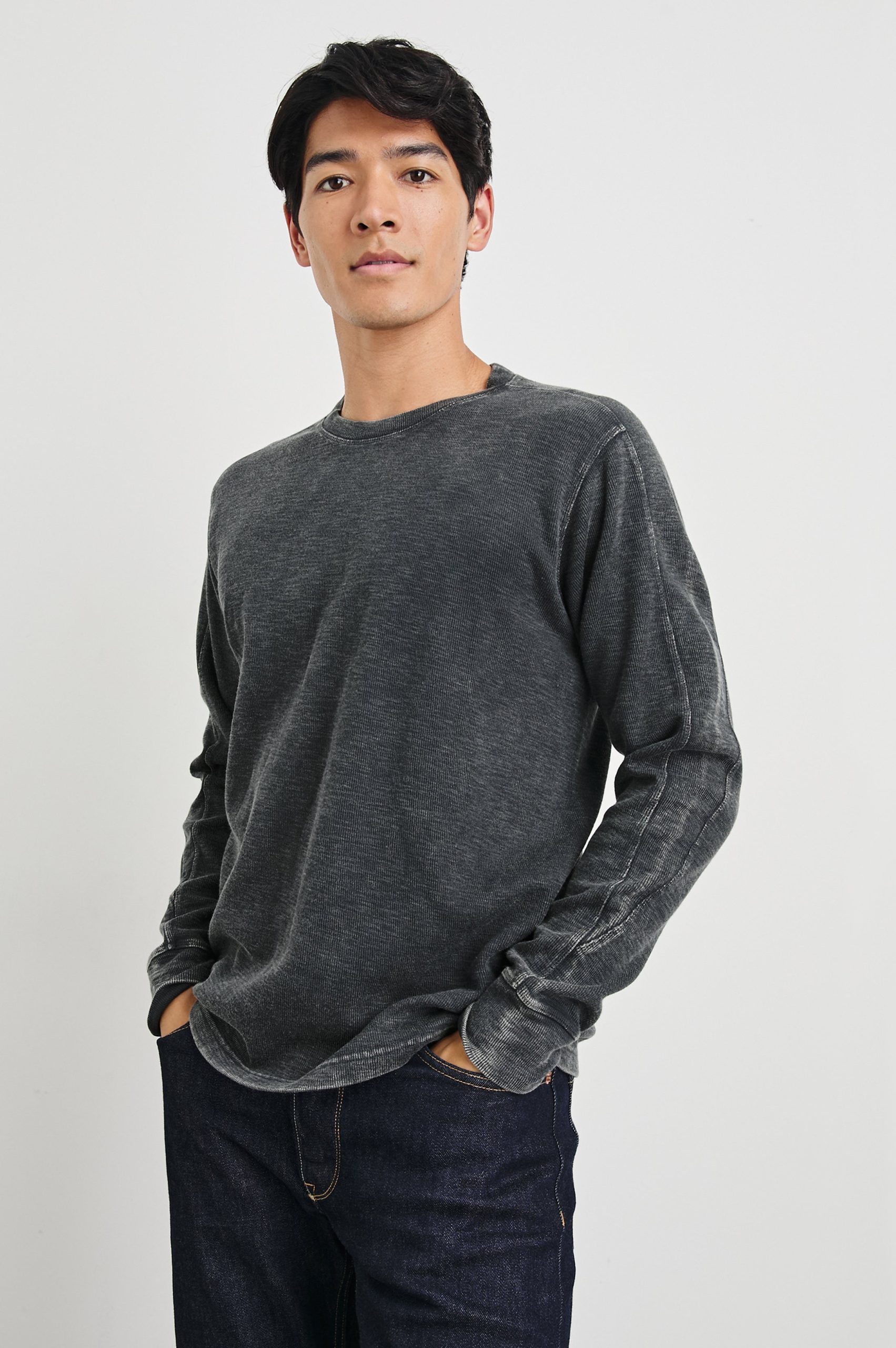 RHEESE LONG SLEEVE TEE - WASHED BLACK - Image 3