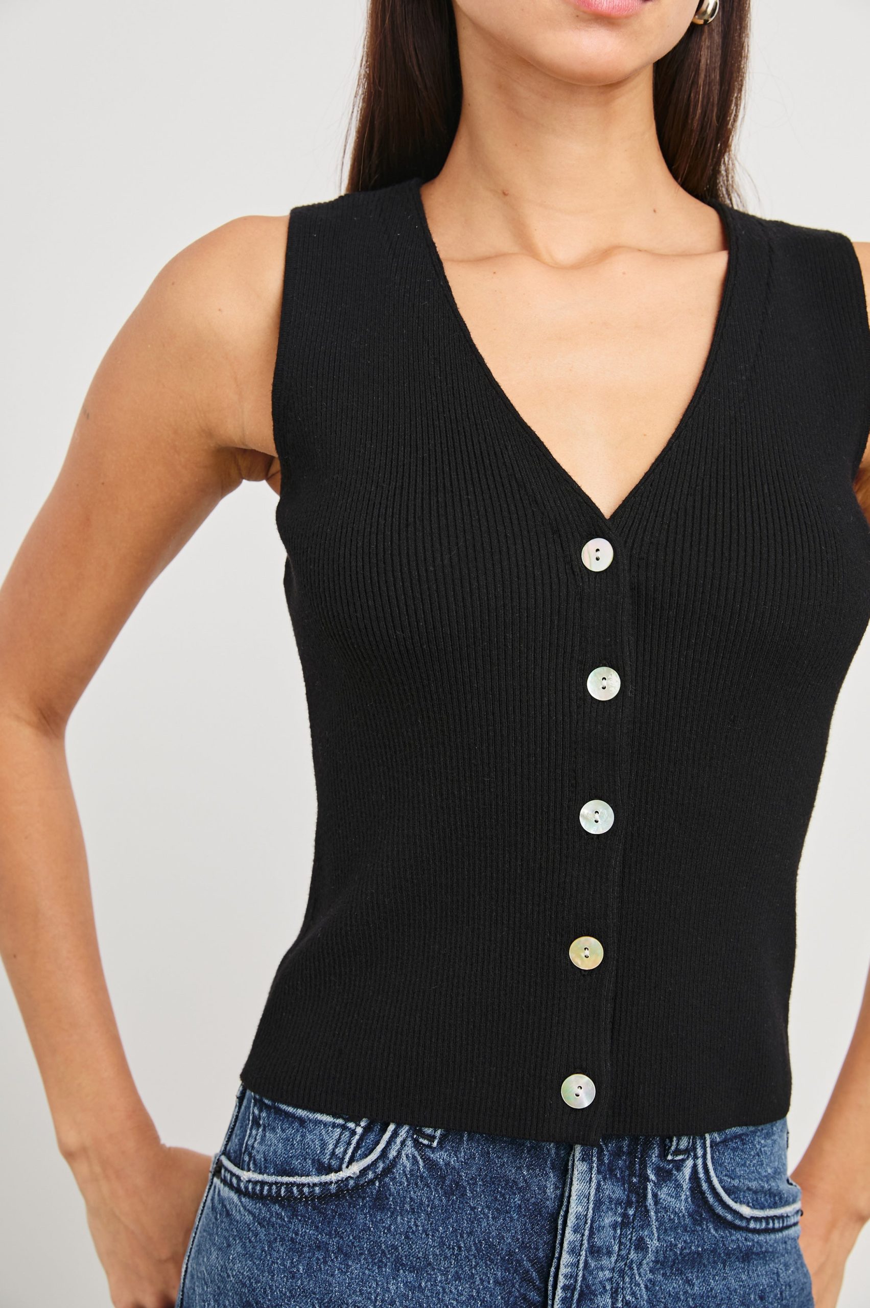 ROSA VEST - BLACK - Image 2