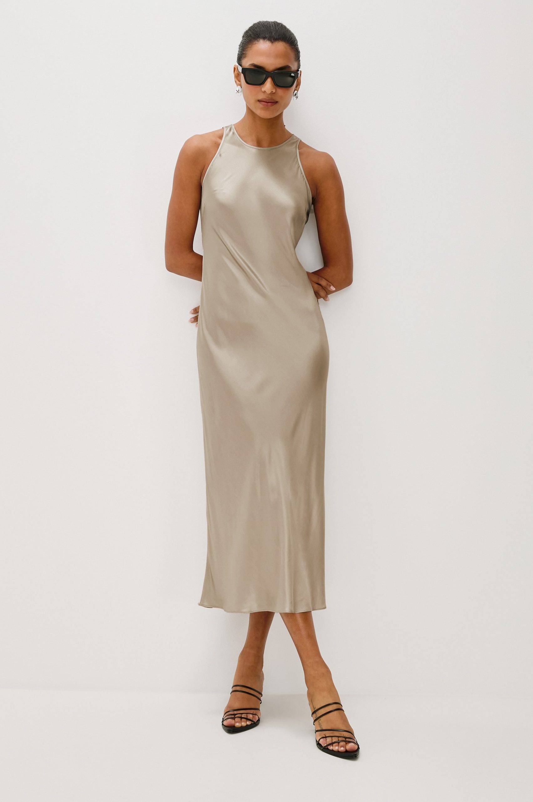 SOLENE DRESS - MINK - Image 9