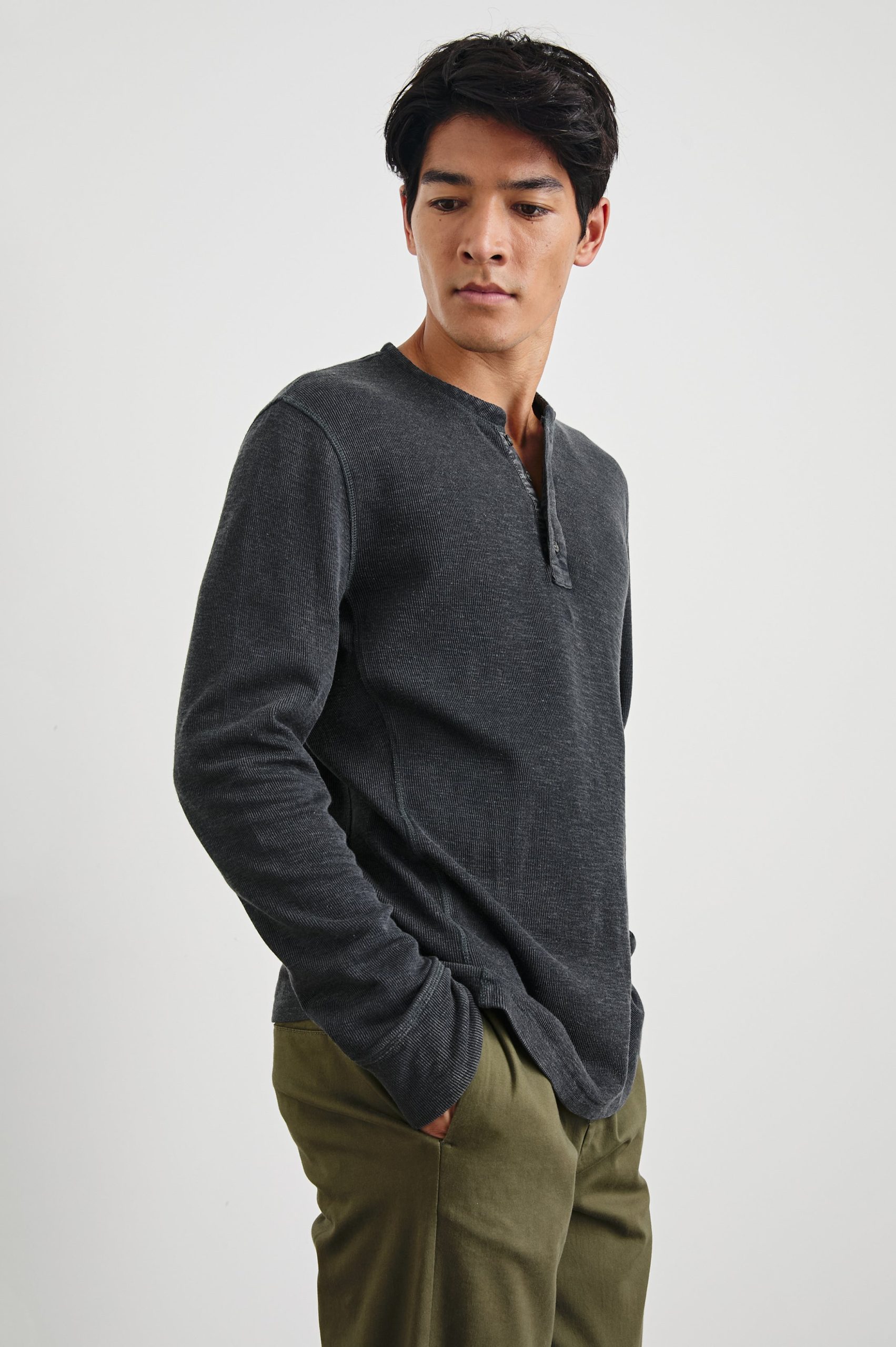 SOTO HENLEY - WASHED BLACK - Image 4