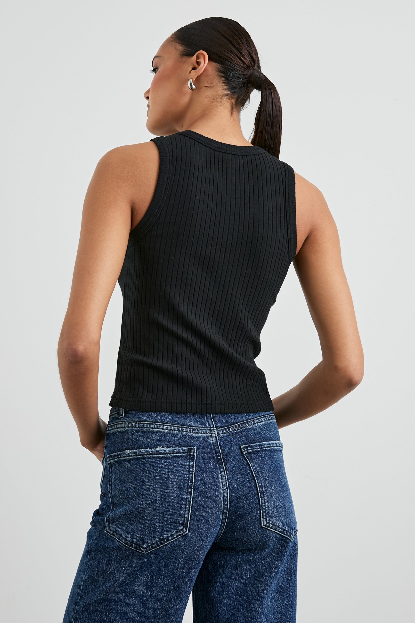 THE RACER TANK - TRUE BLACK - Image 5