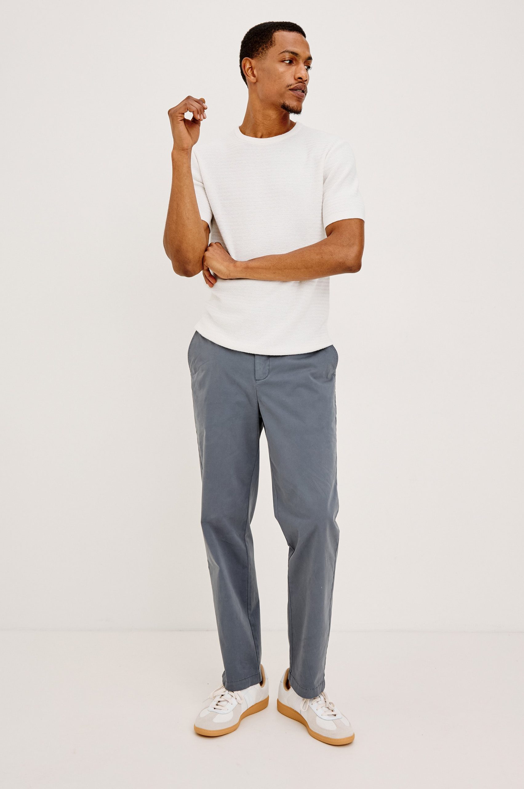 THEO SHORT SLEEVE SWEATER - PORCELAIN - Image 3