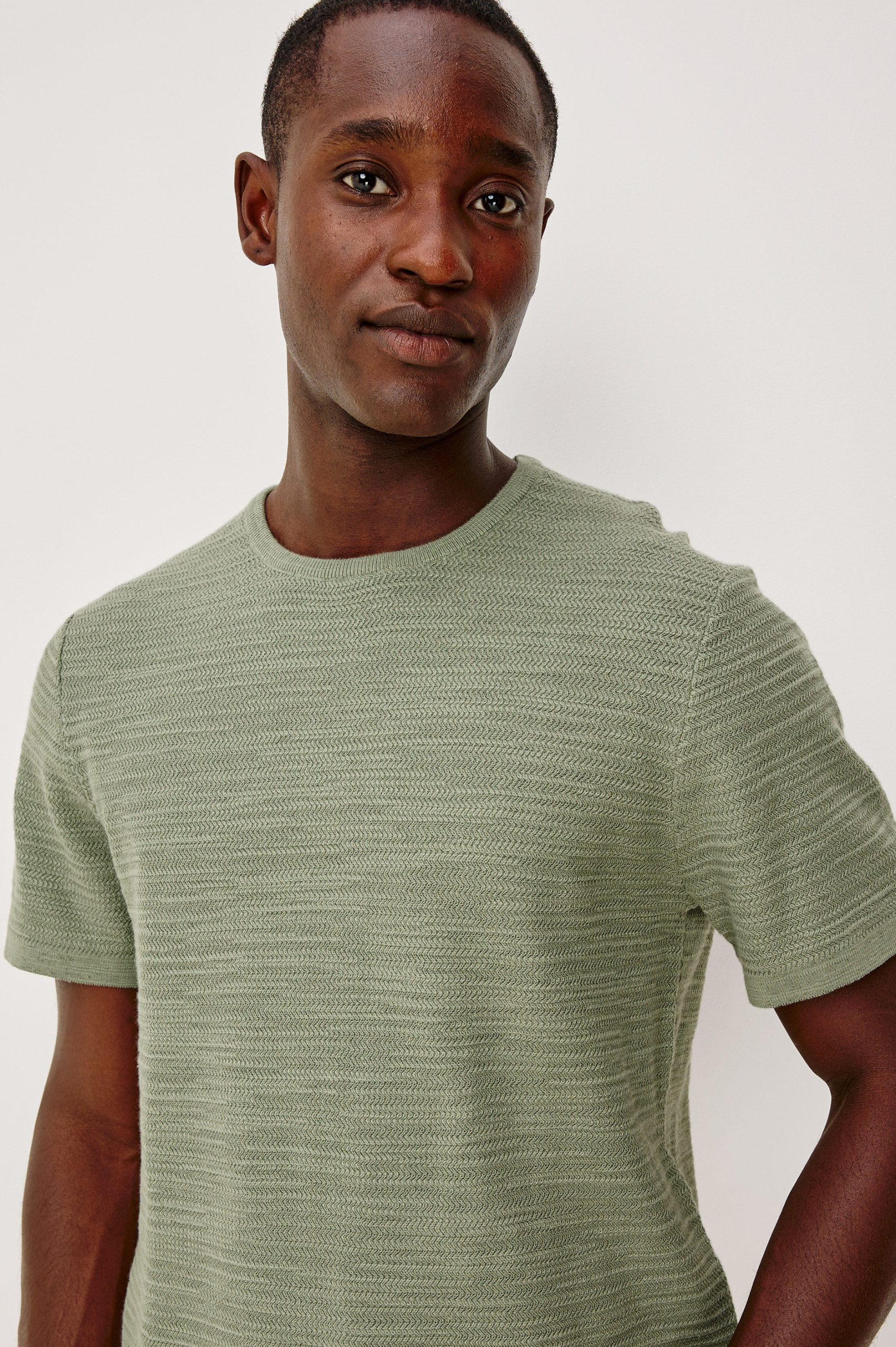 THEO SHORT SLEEVE SWEATER - SILVER SAGE - Image 2