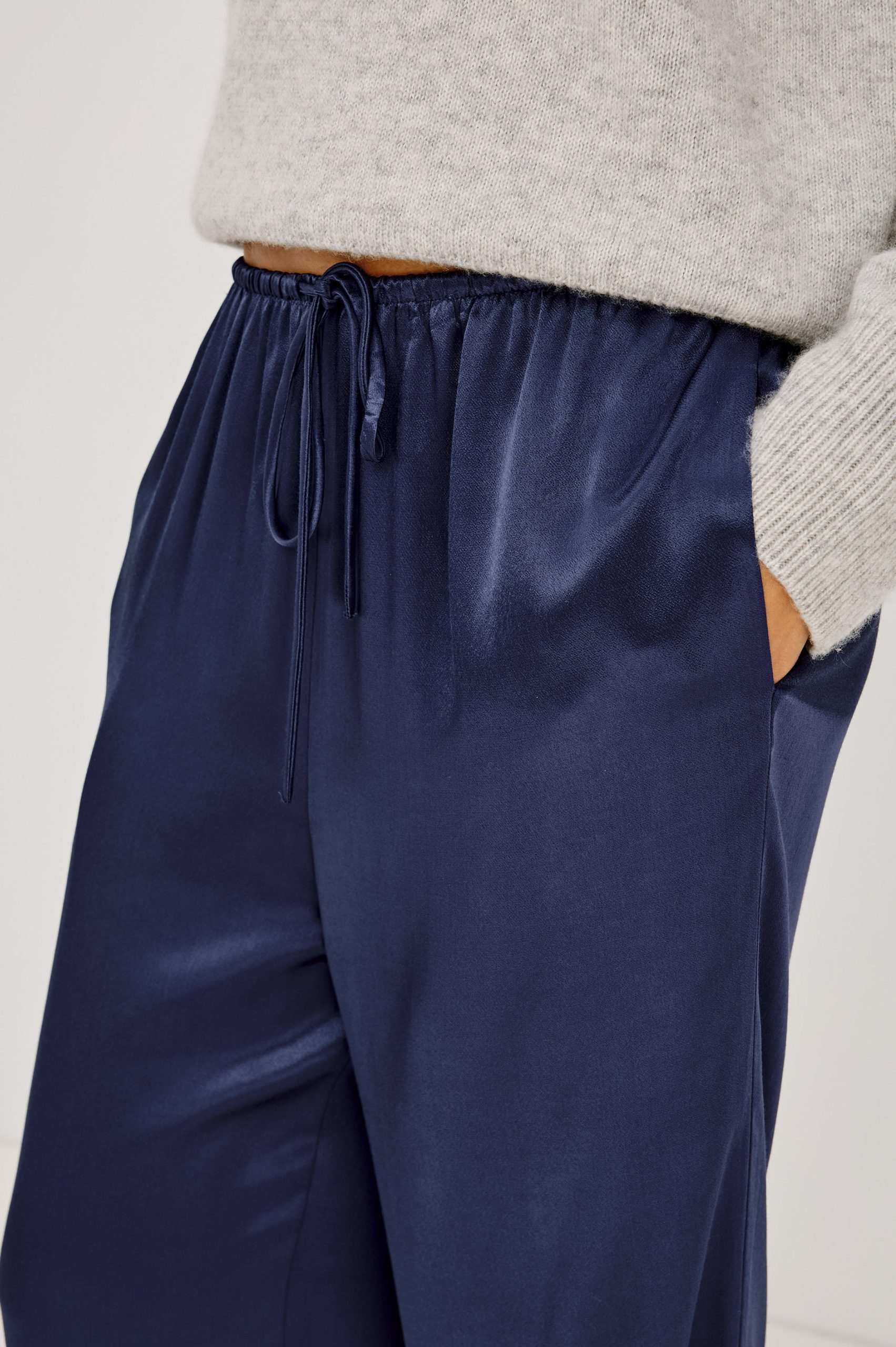 VIRGO PANT - NAVY - Image 2